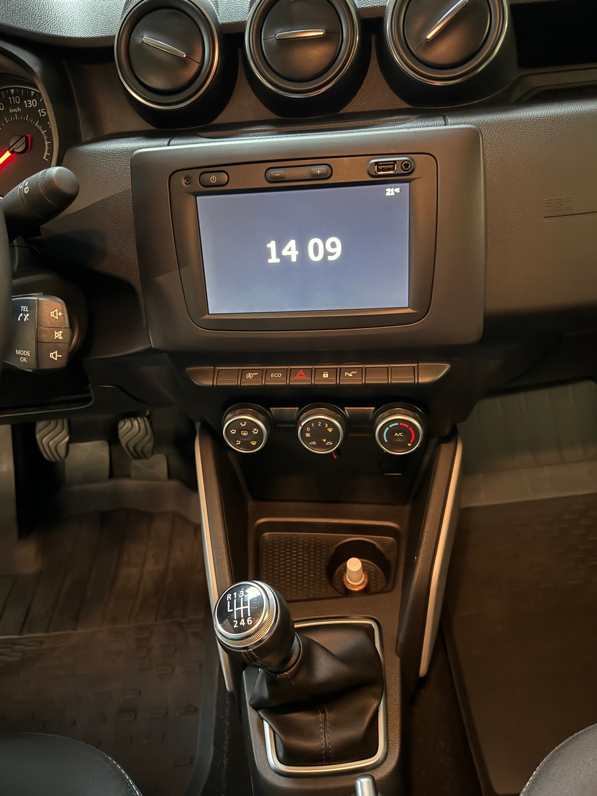 DACIA Duster TCe 150 Prestige 4x2-image-18
