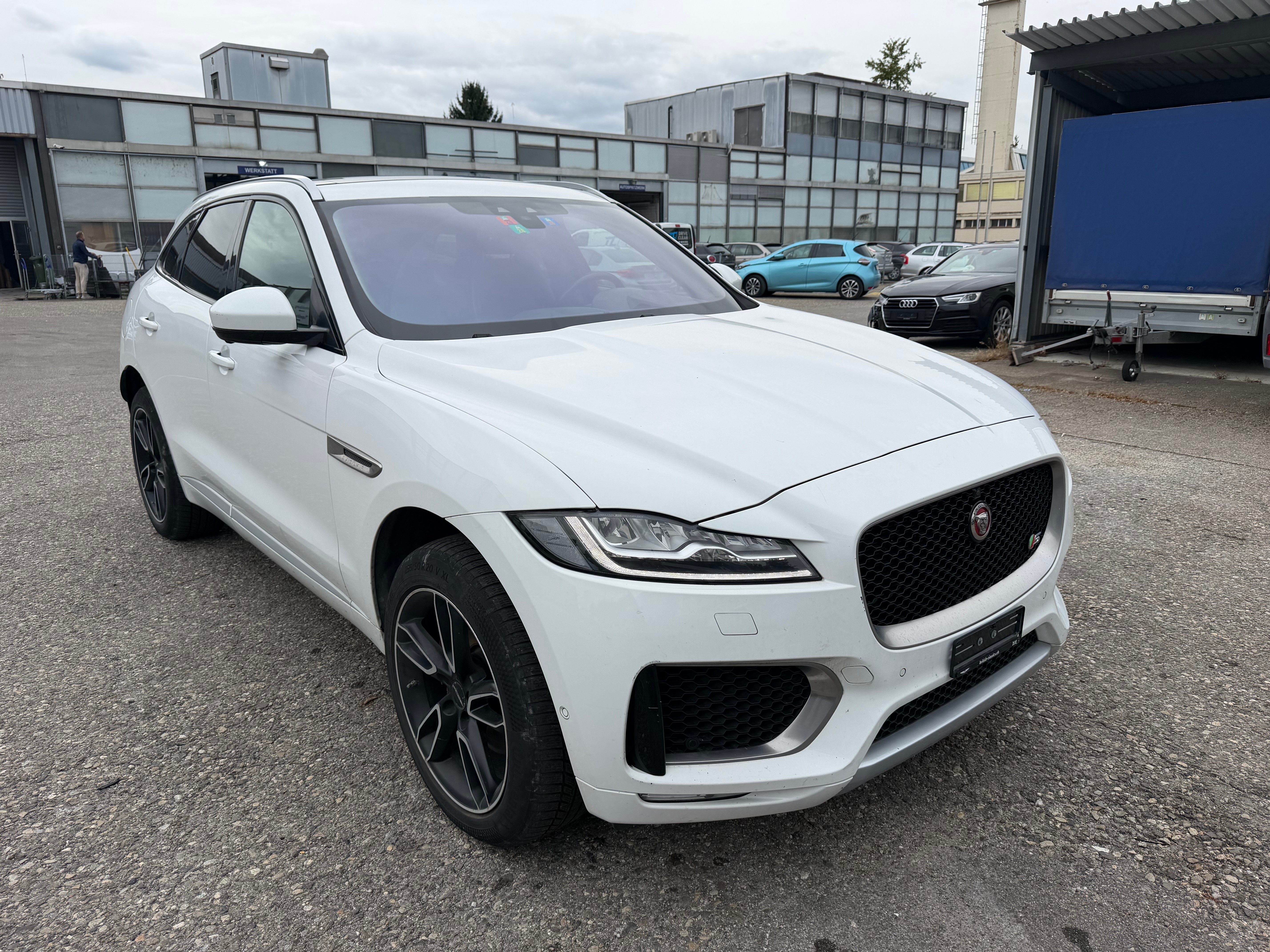 Car photo