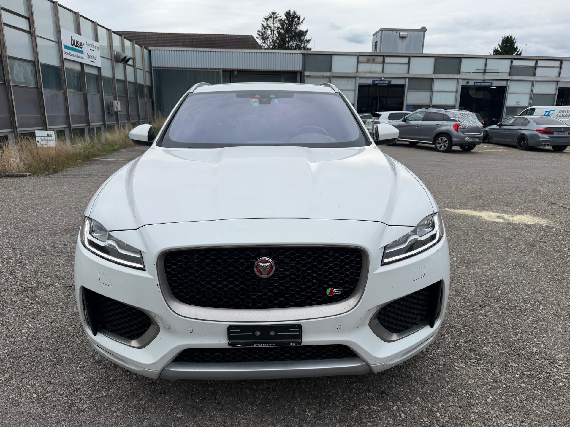 JAGUAR F-Pace 3.0 TD Prestige AWD Automatik-image-2