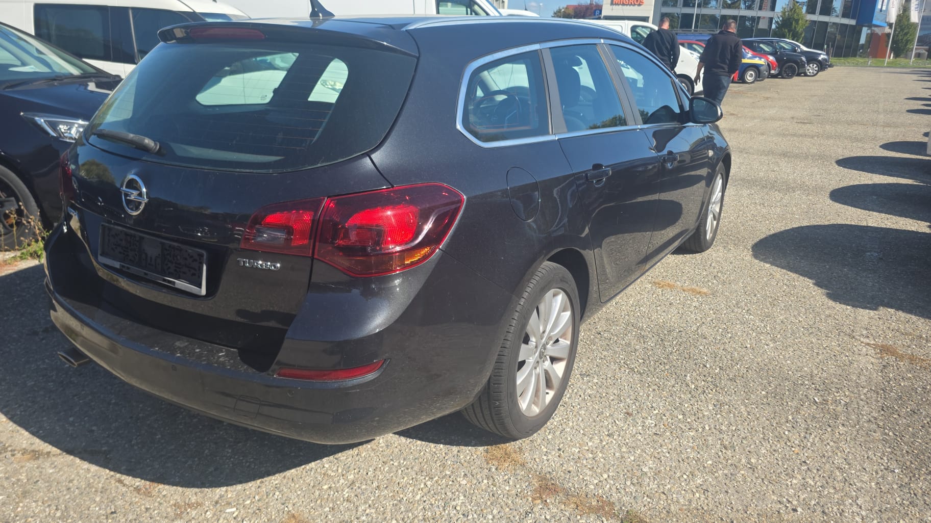 OPEL Astra SportsTourer 1.6i 16V Turbo Enjoy-image-4