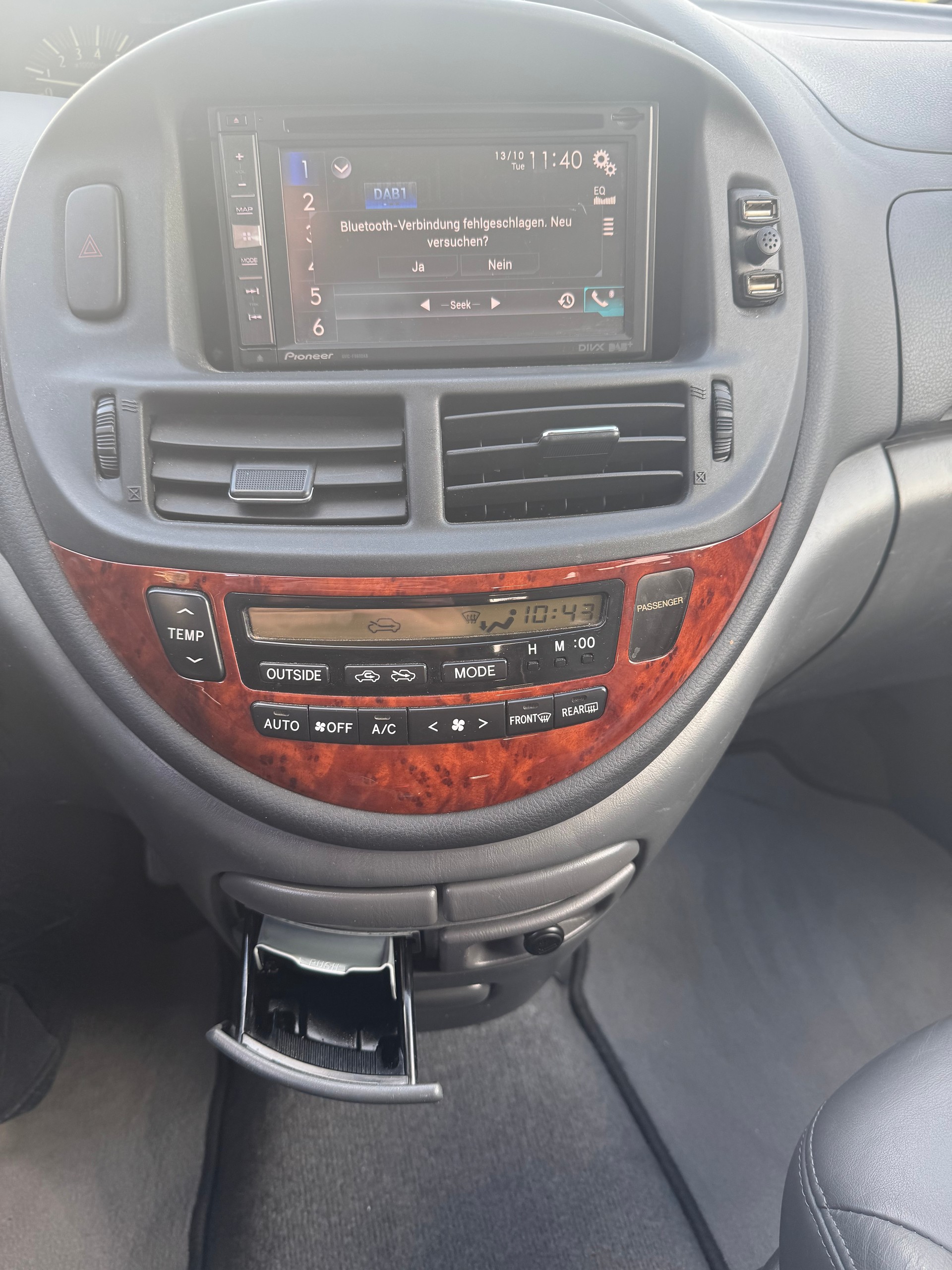 TOYOTA Previa 2.4 Linea Sol-image-12