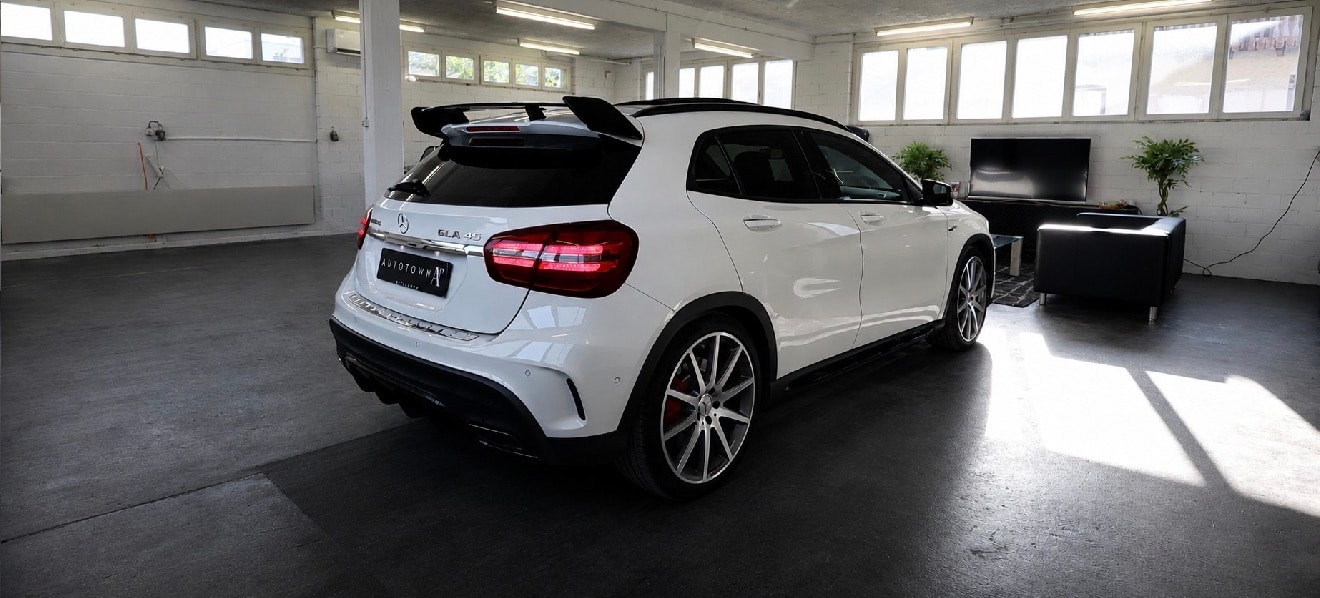 MERCEDES-BENZ GLA 45 AMG 4Matic 7G-DCT-image-1