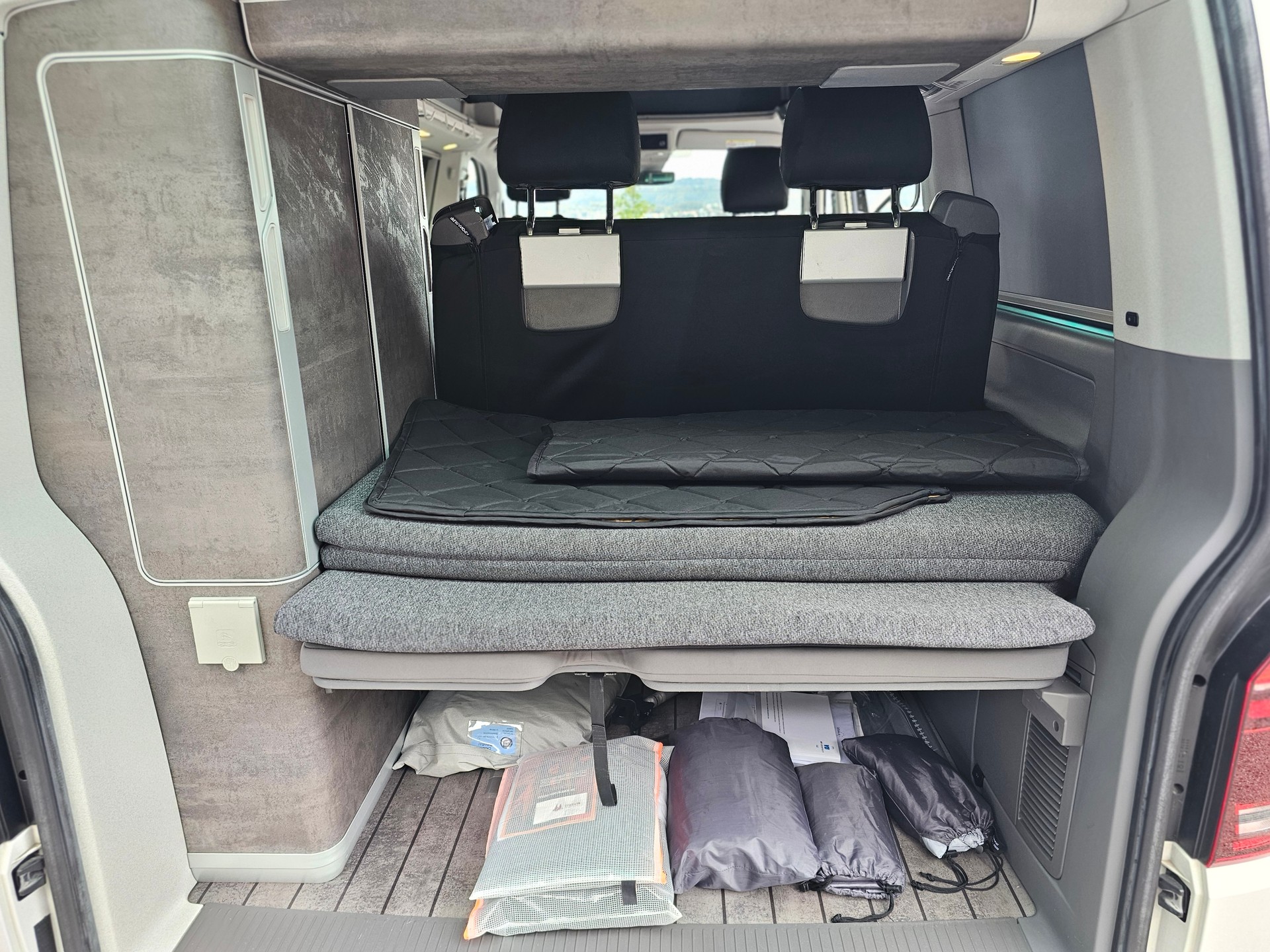 VW T6 California 4 Motion-image-9
