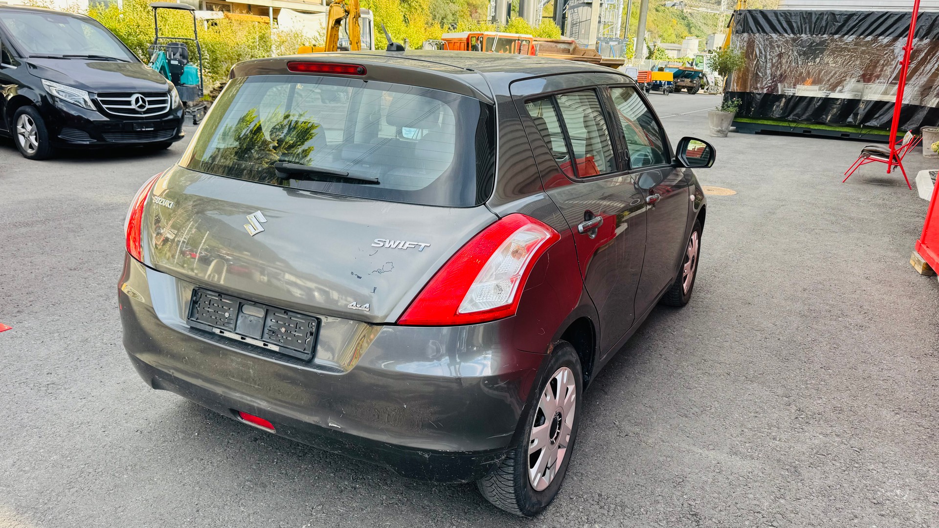 SUZUKI Swift 1.2i 16V GL Top 4x4-image-2