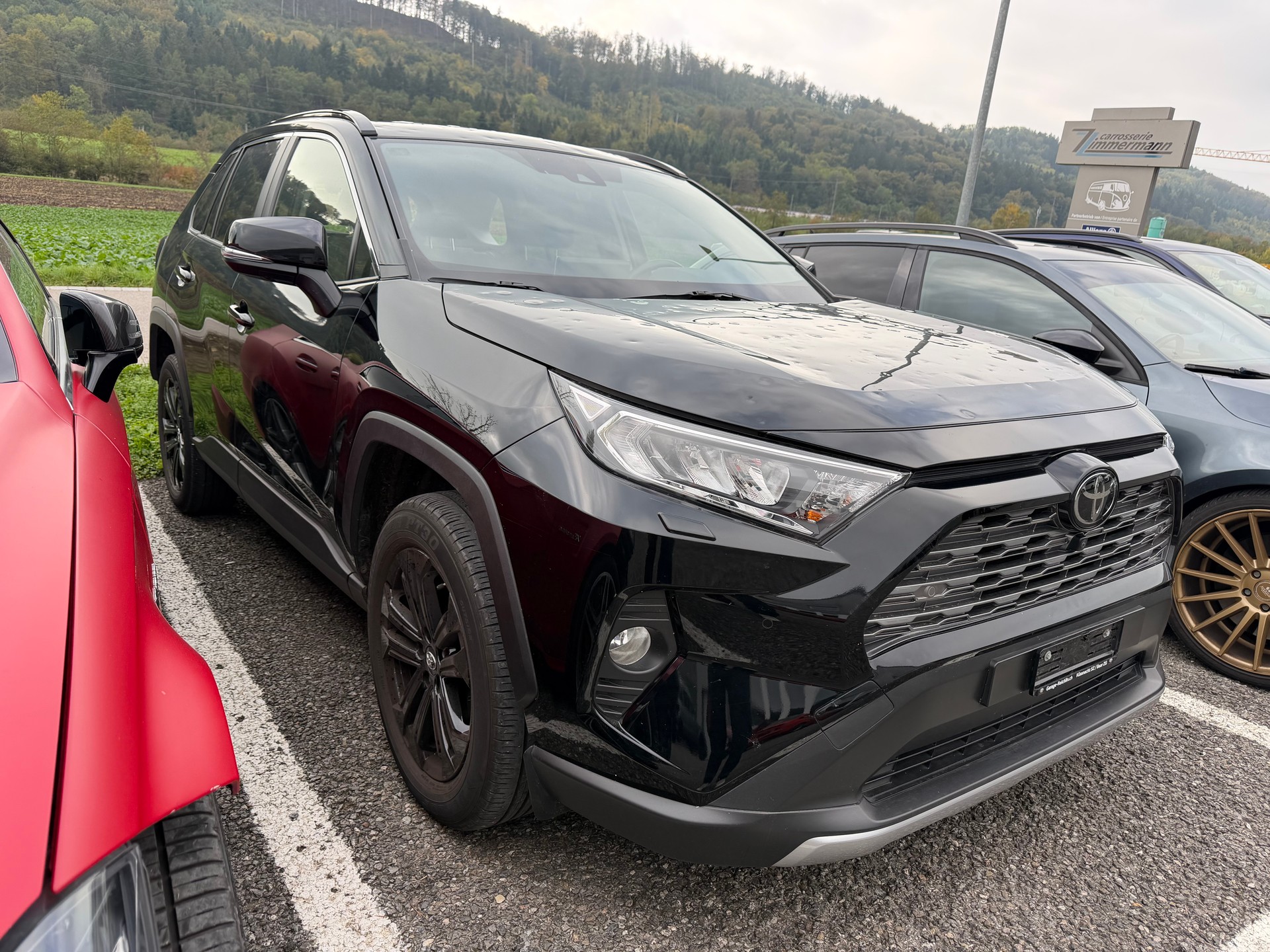 TOYOTA RAV-4 2.0 TREND MULTIDRIVE S 4WD !! CH WAGEN . AUTOMAT. BENZIN MIT 175 PS. NUR 19`800 KM. "HAGELSCHADEN"-image-0