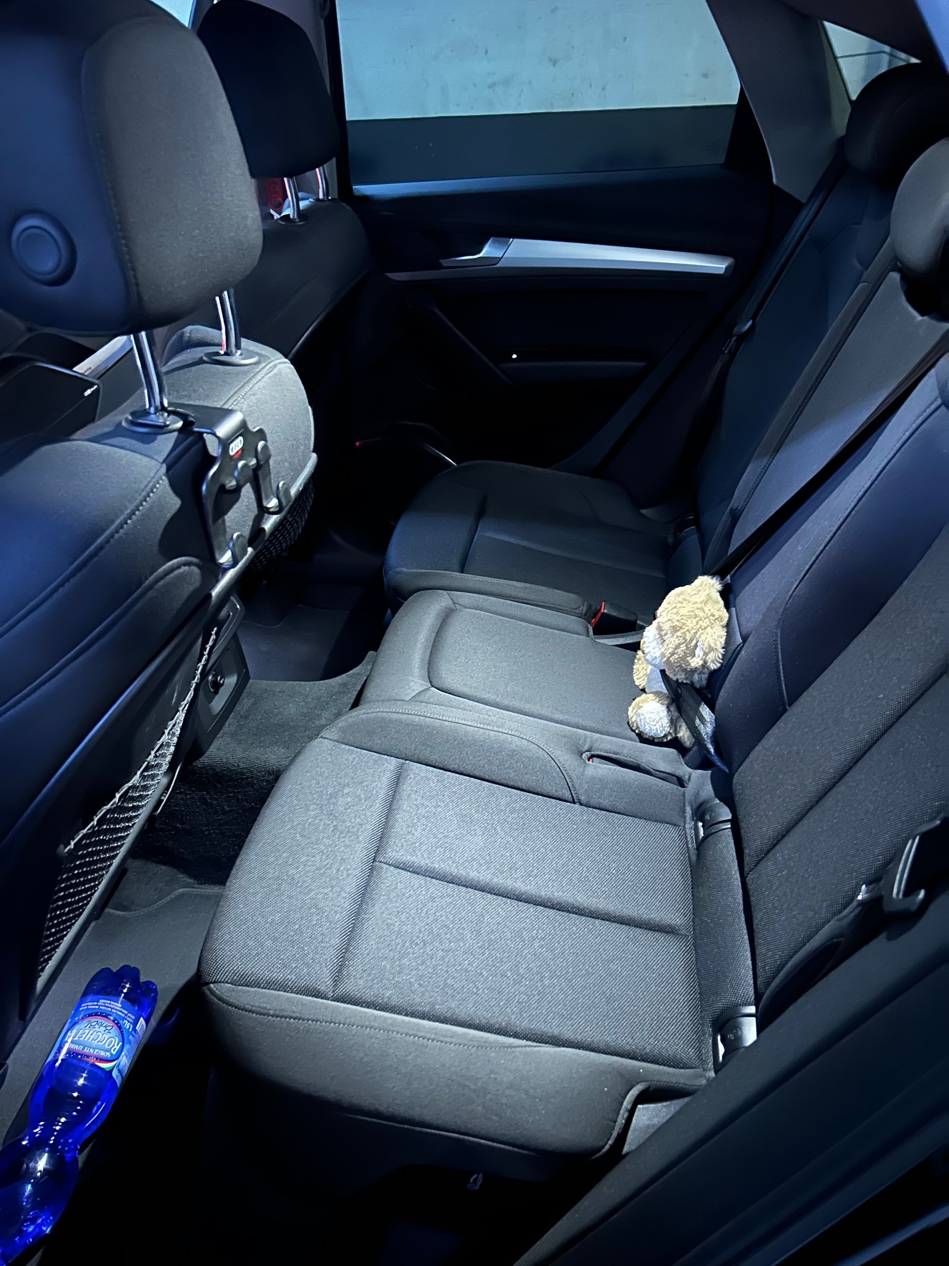 AUDI 2.0 40 TDI Black Edition quattro S-Tronic-image-5