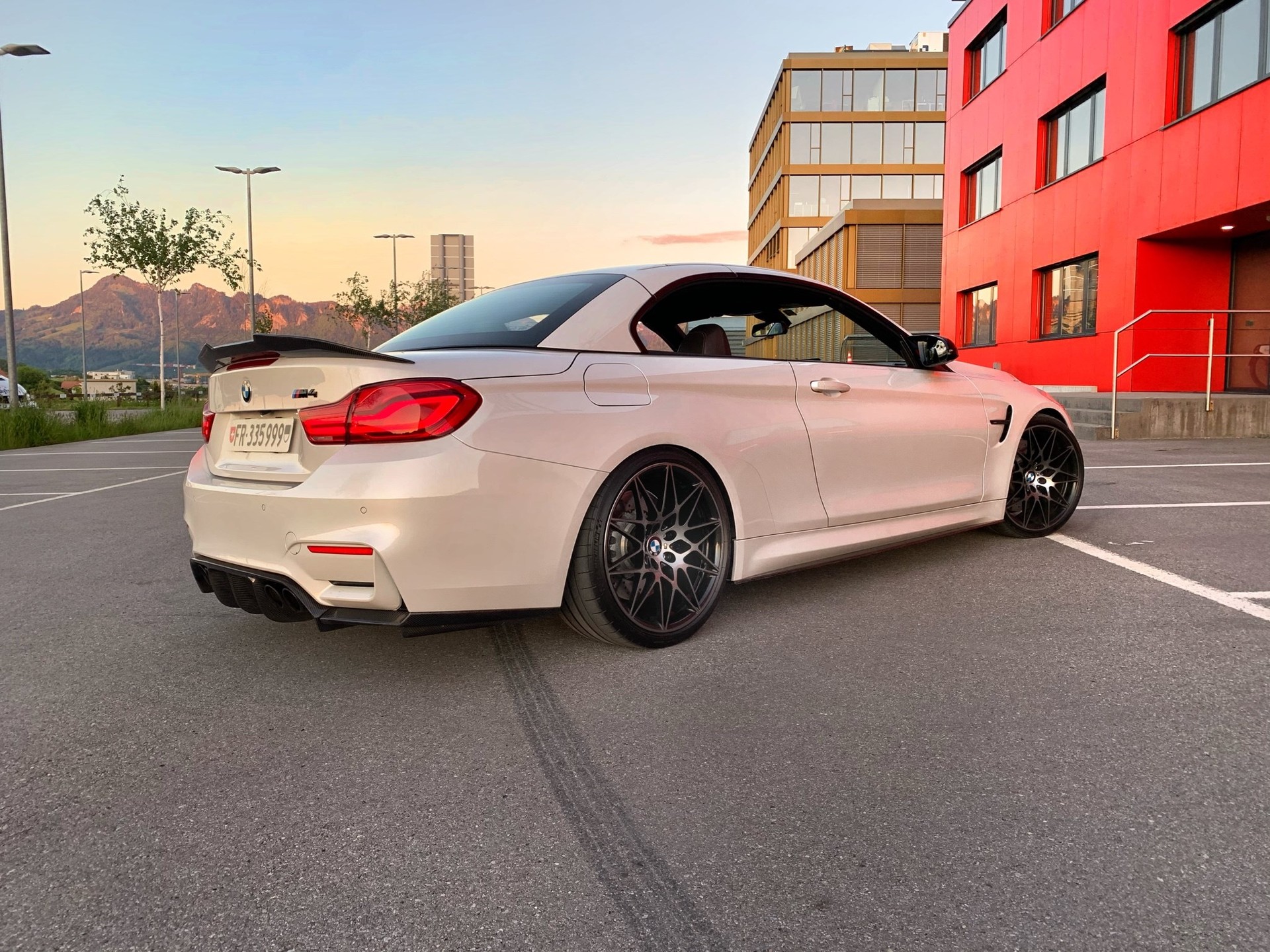 BMW M4 Cabriolet Competition DKG-image-2