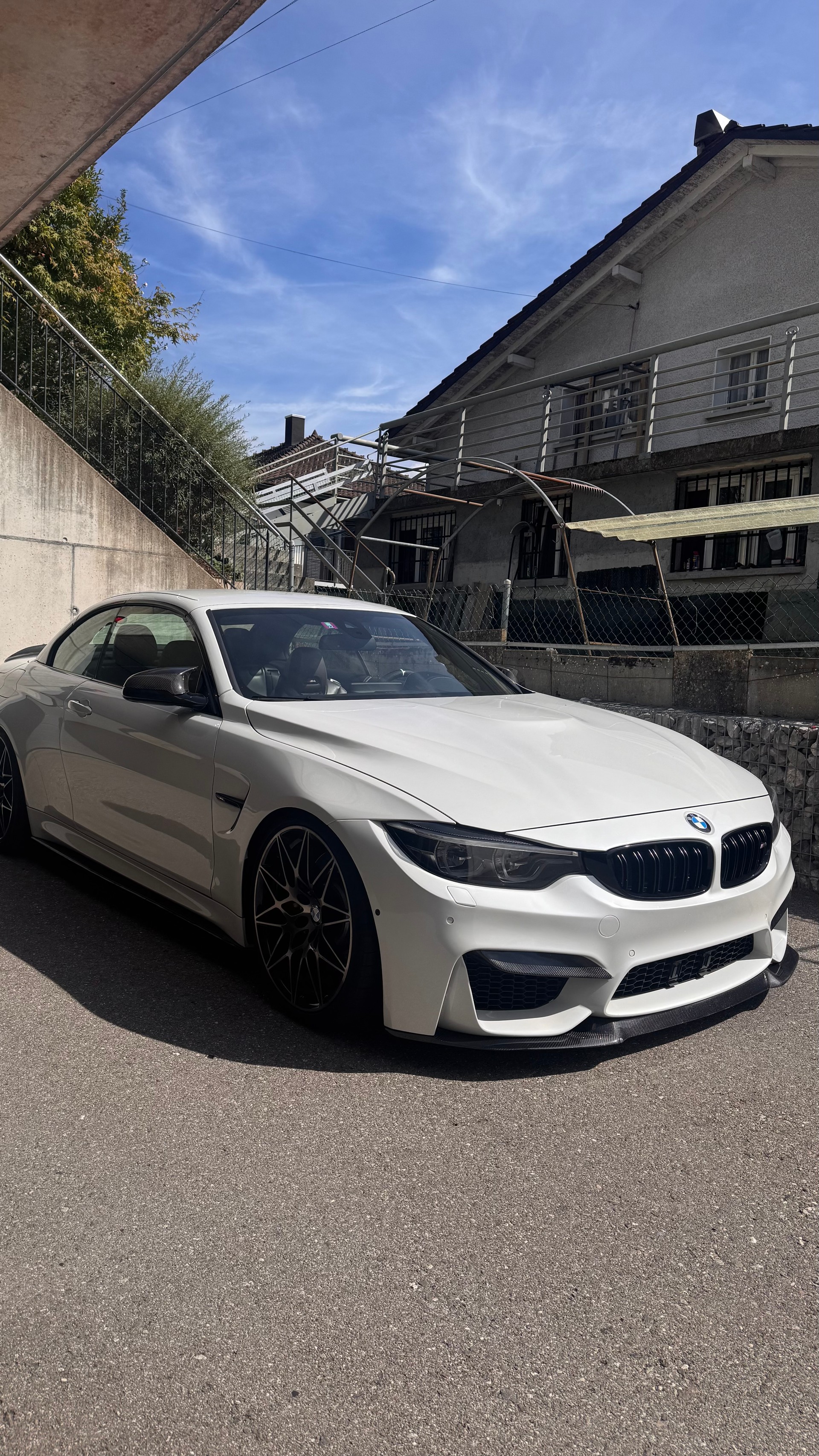 BMW M4 Cabriolet Competition DKG-image-6