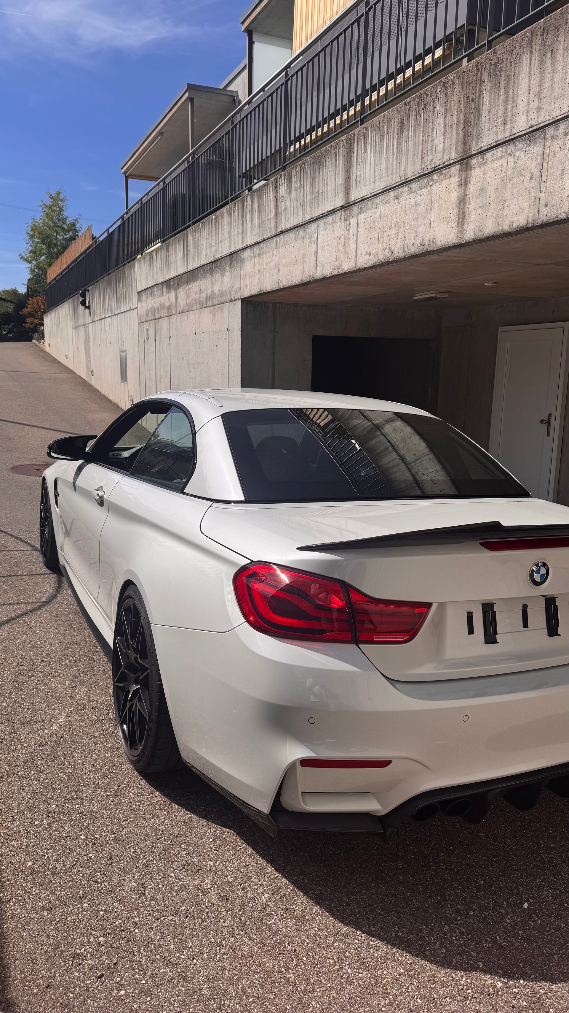 BMW M4 Cabriolet Competition DKG-image-7
