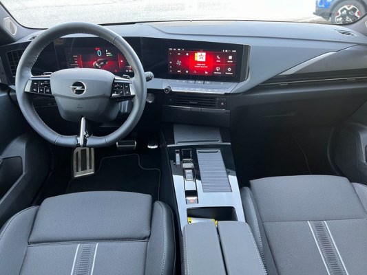 OPEL Astra 1.6 PHEV Swiss + A-image-7