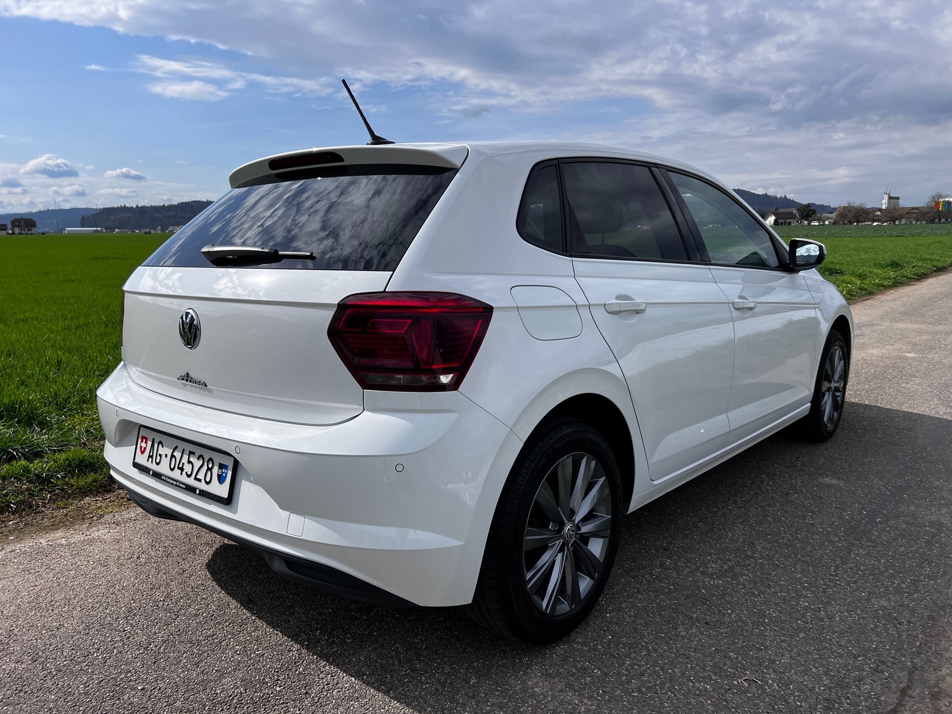 VW Polo 1.0 TSI BMT Highline DSG-image-3