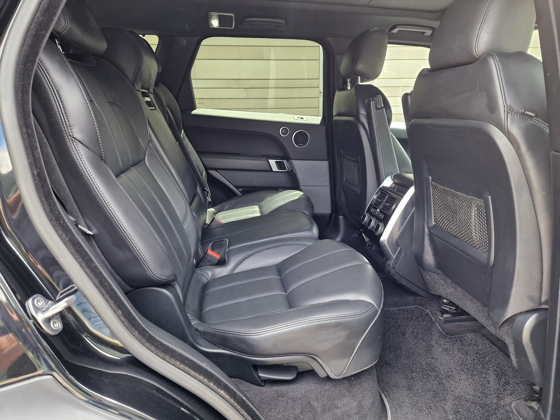 LAND ROVER Range Rover Sport 3.0 SDV6 HSE Dynamic Automatic-image-17