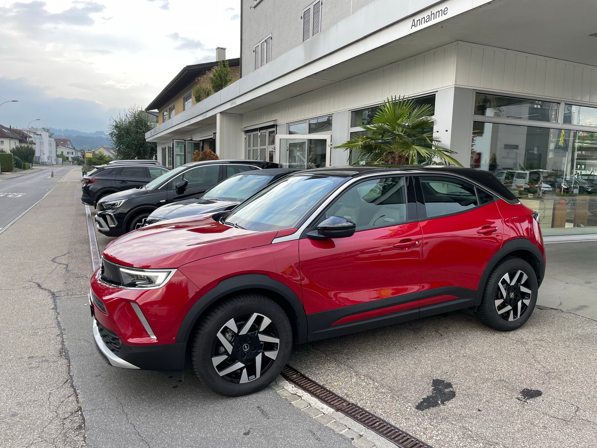 OPEL Mokka e Elegance-showroom-element-1