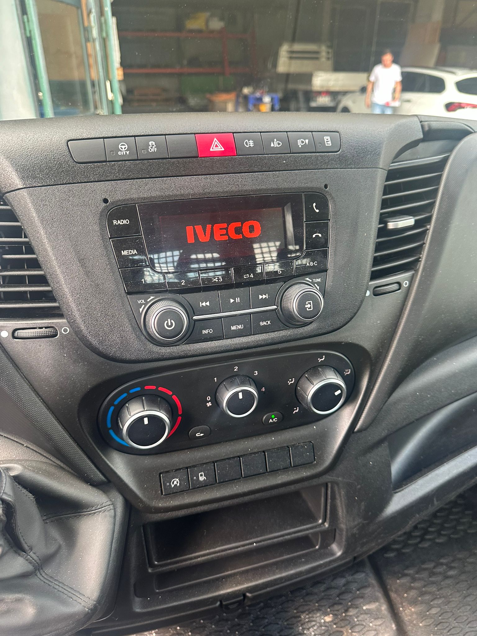 IVECO-image-4