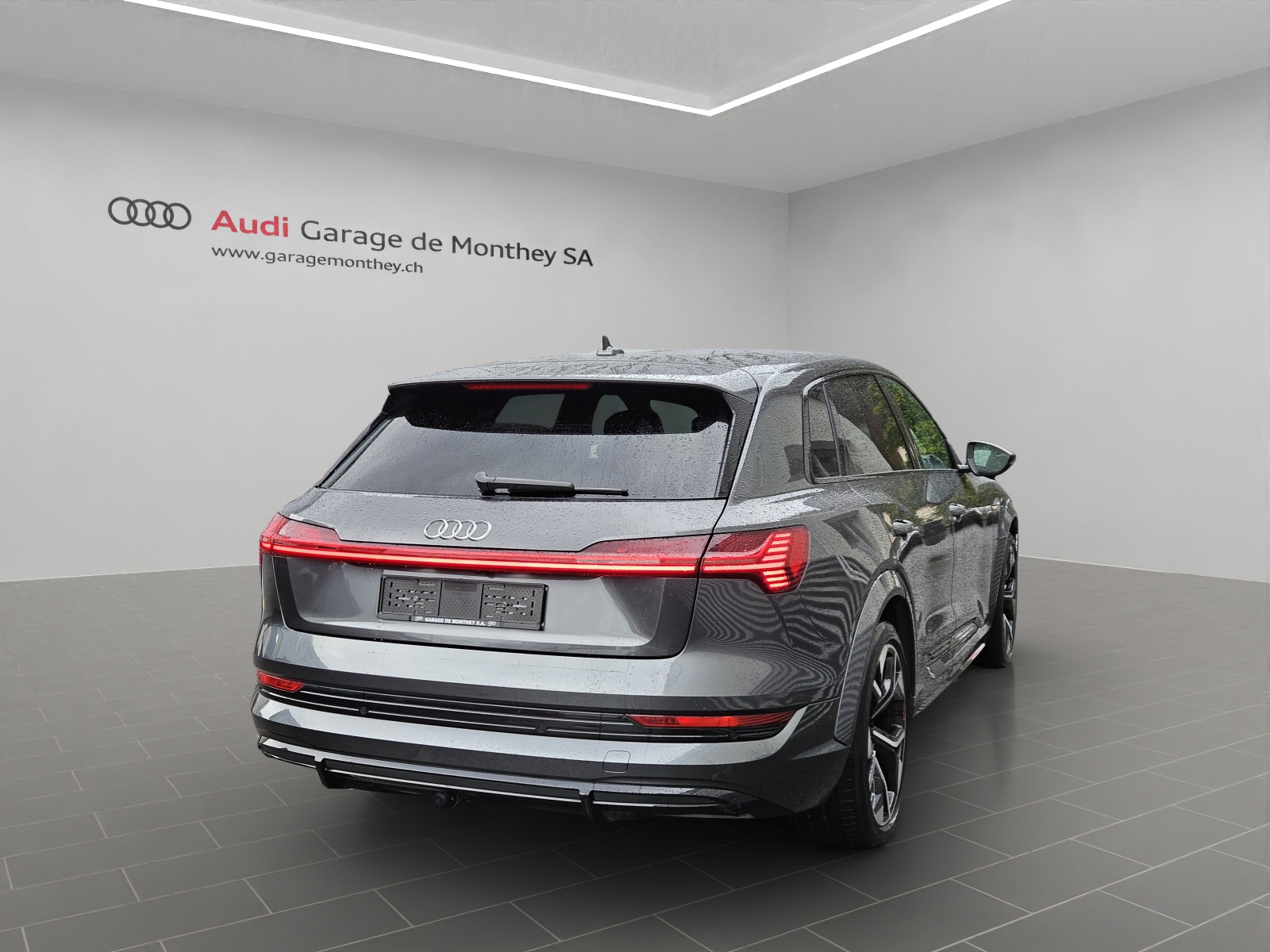 AUDI e-tron S quattro-image-3