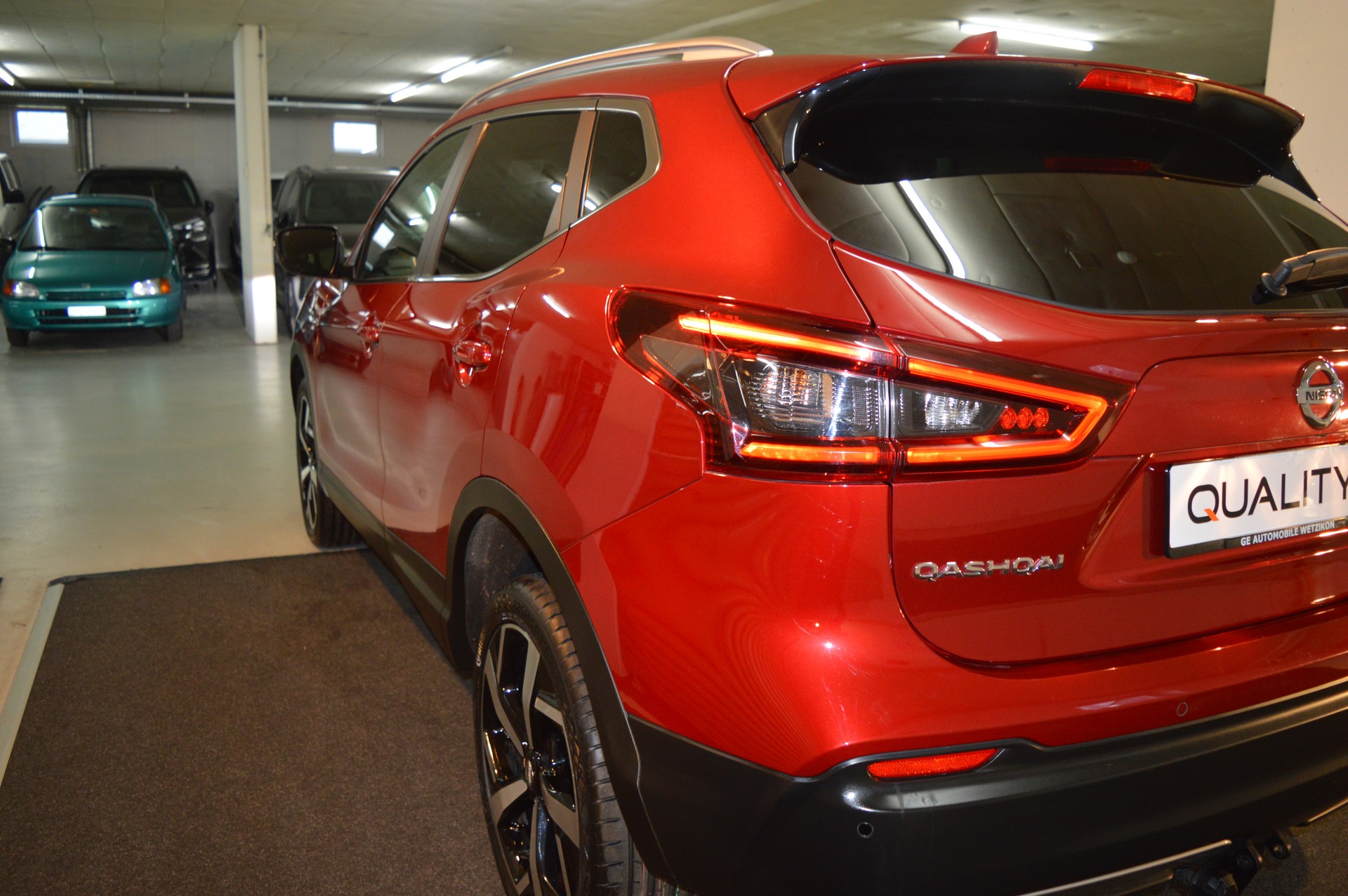 NISSAN Qashqai 1.7 dCi Tekna 4x4 Xtronic ALL-MODE 4x4-image-11