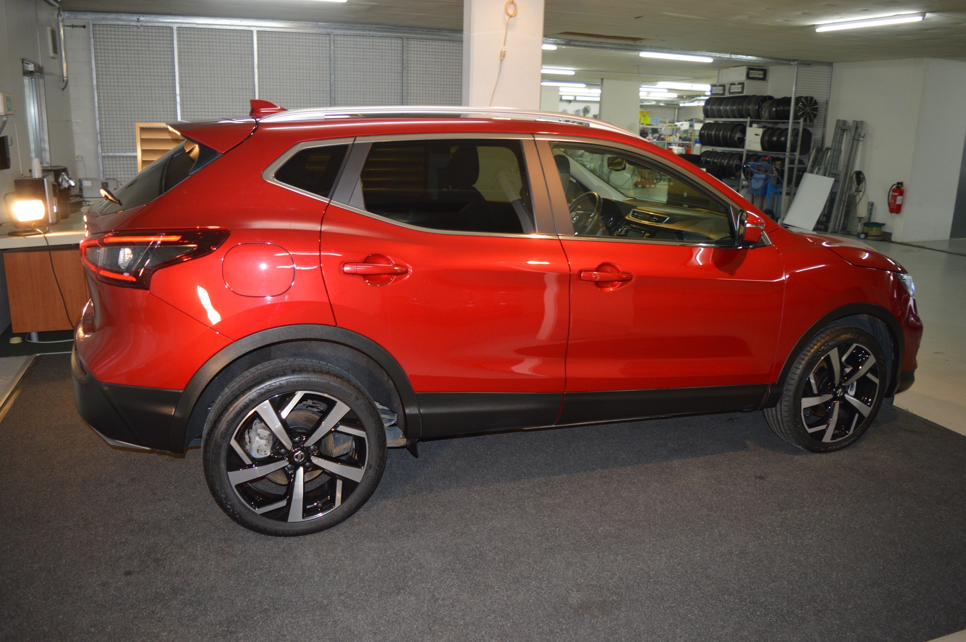 NISSAN Qashqai 1.7 dCi Tekna 4x4 Xtronic ALL-MODE 4x4-image-5