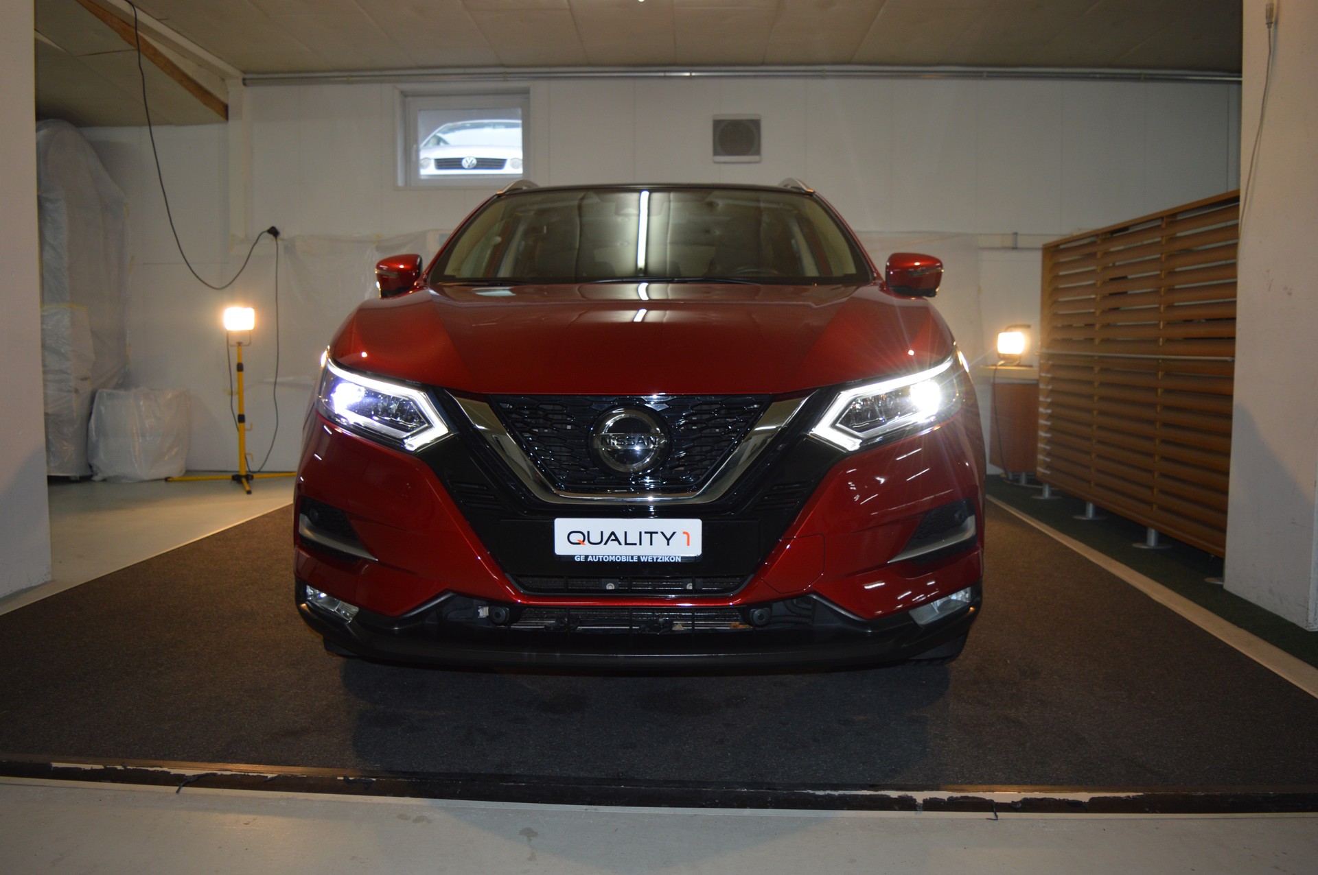 NISSAN Qashqai 1.7 dCi Tekna 4x4 Xtronic ALL-MODE 4x4-image-1