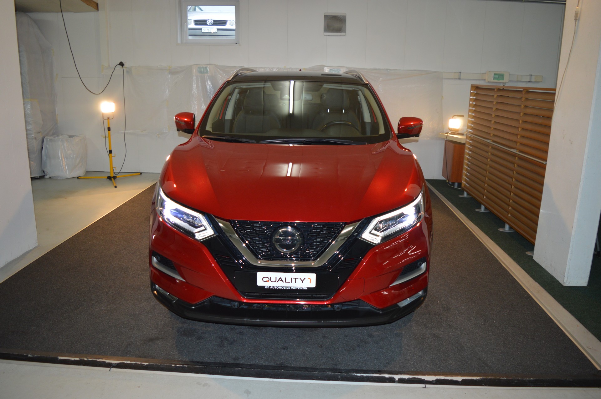 NISSAN Qashqai 1.7 dCi Tekna 4x4 Xtronic ALL-MODE 4x4-image-2