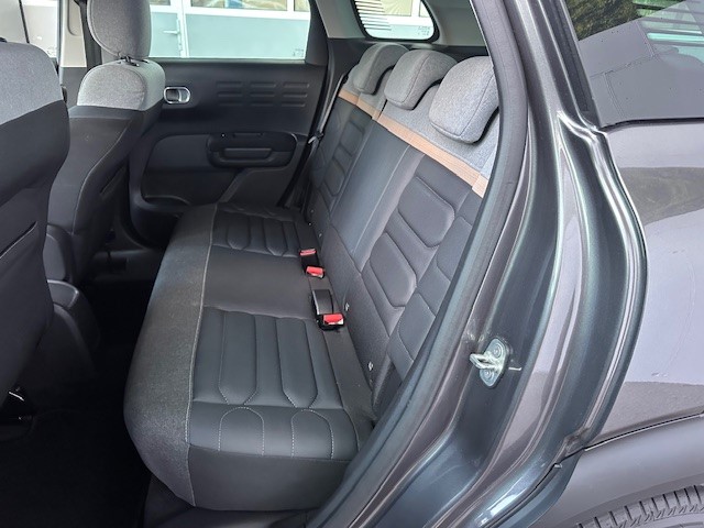 CITROEN C3 Aircross 1.2i PureTech Swiss Edition-image-4