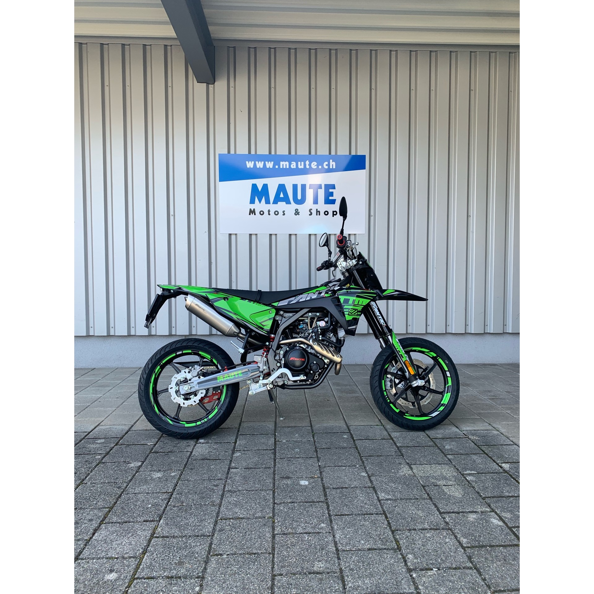 FANTIC XMF 125 Motard Performance