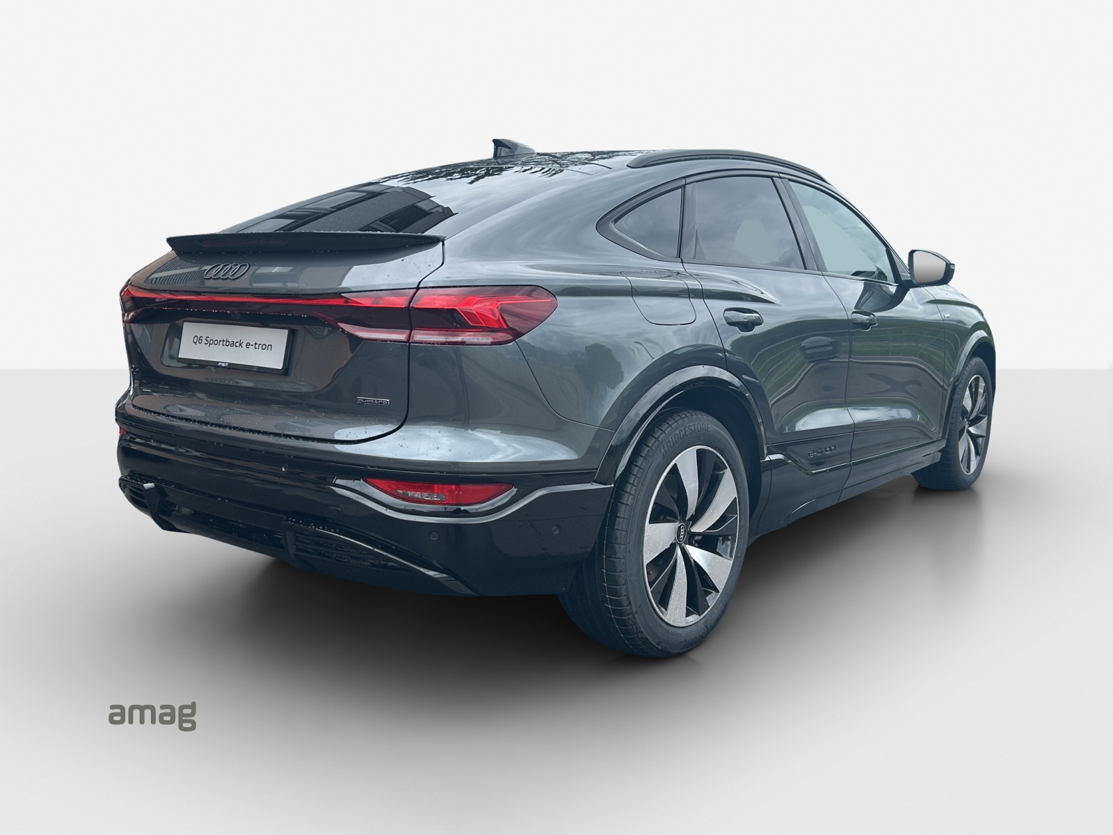 AUDI Q6 Sportback e-tron quattro-image-4