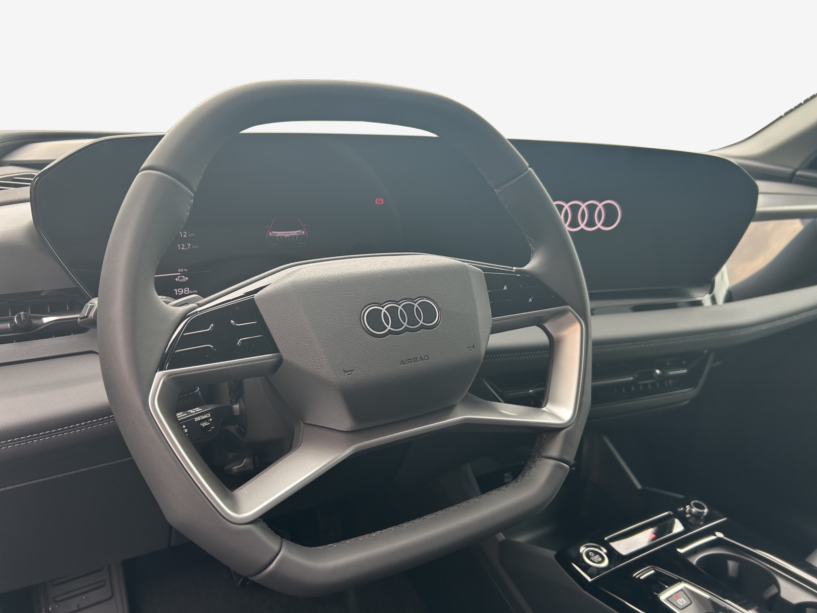 AUDI Q6 Sportback e-tron quattro-image-9