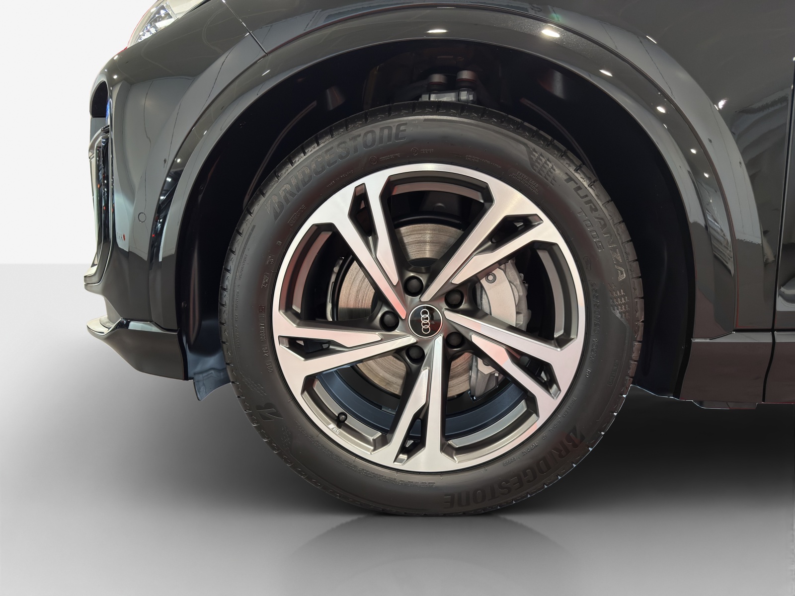 AUDI Q6 Sportback e-tron quattro-image-15