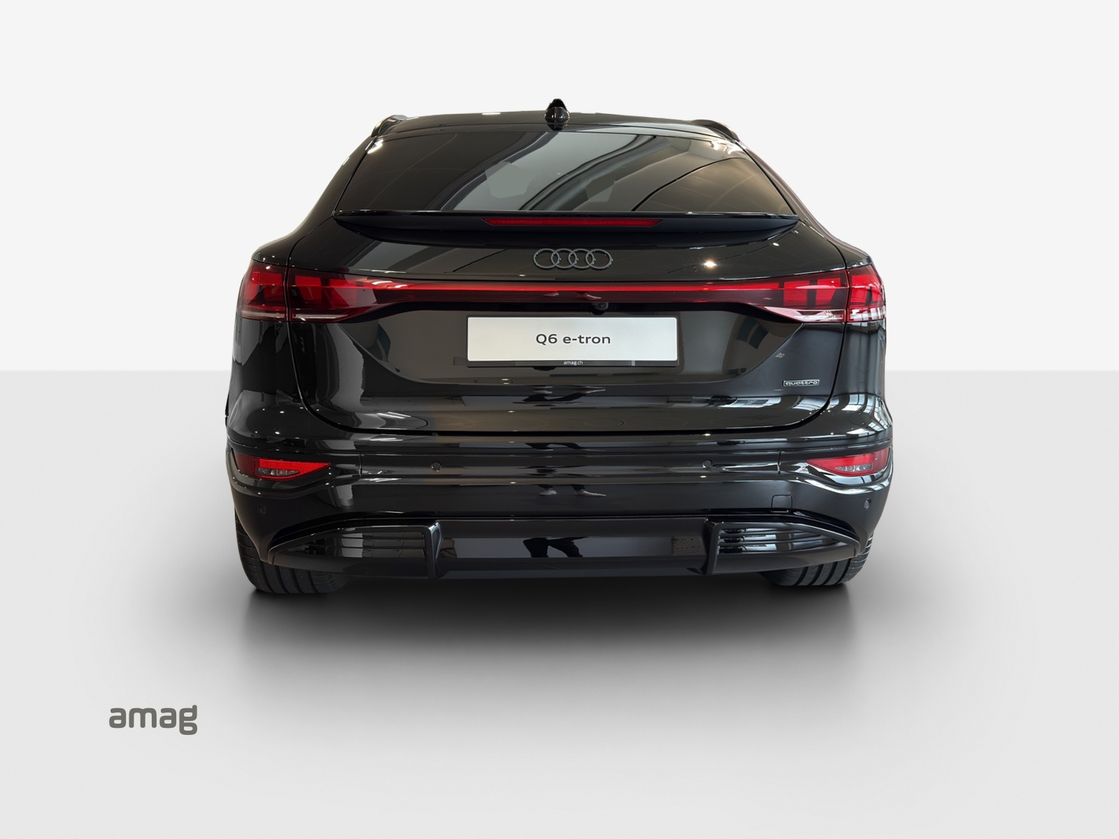 AUDI Q6 Sportback e-tron quattro-image-3
