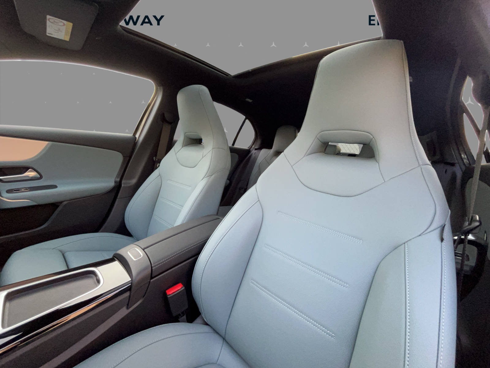 MERCEDES-BENZ A 250 4Matic 8G-DCT-image-8