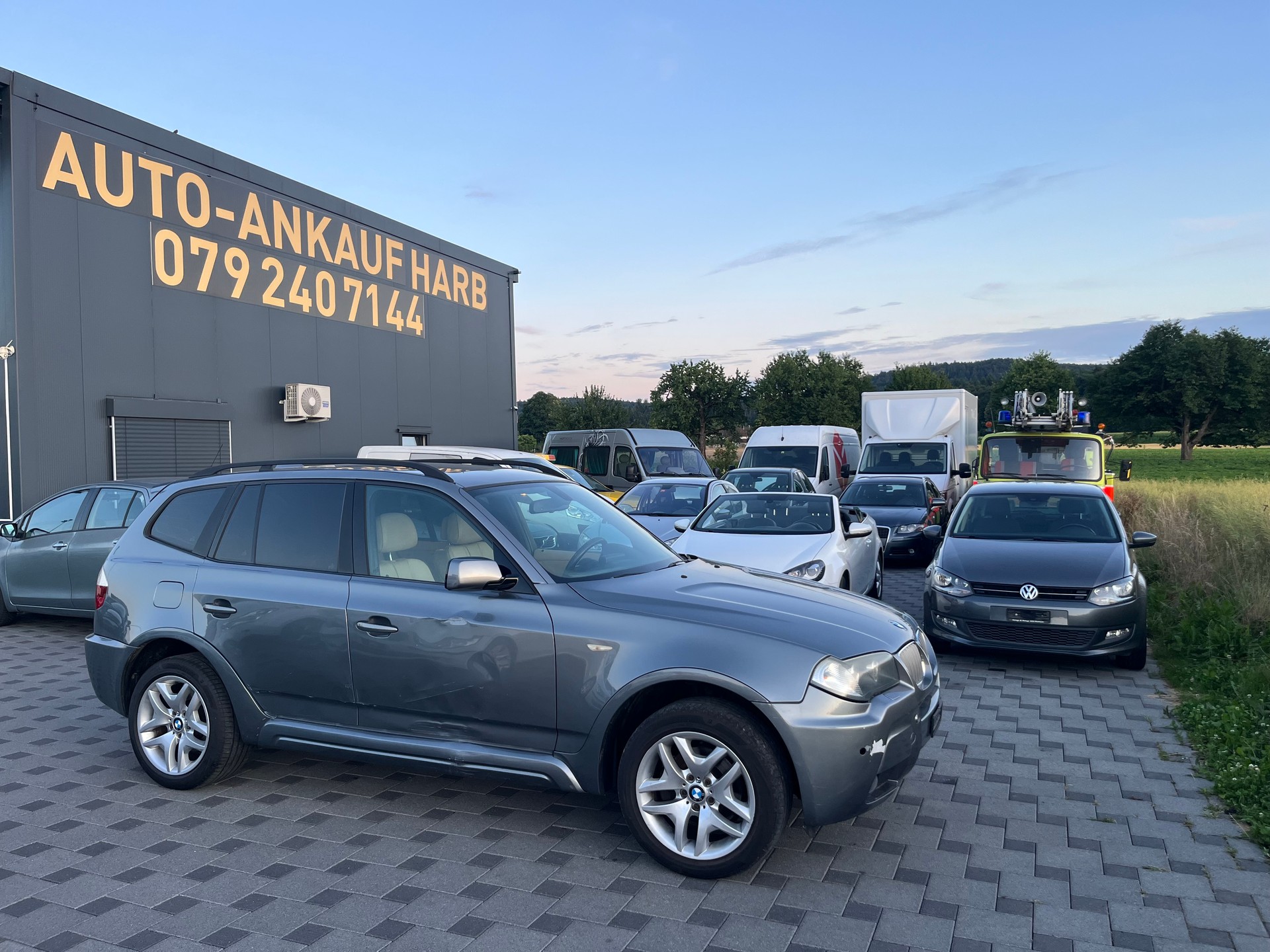 BMW X3 xDrive 30i (3.0si)-image-1