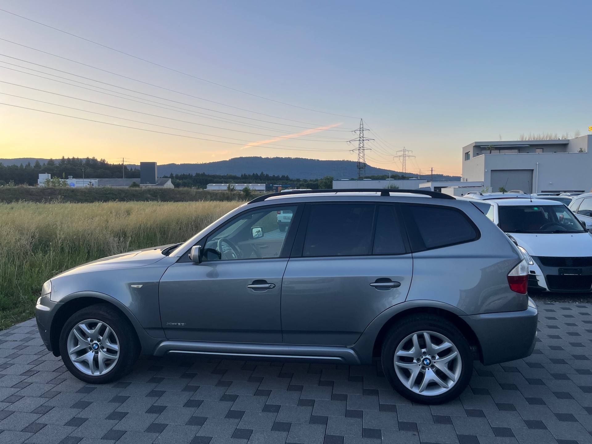 BMW X3 xDrive 30i (3.0si)-image-2