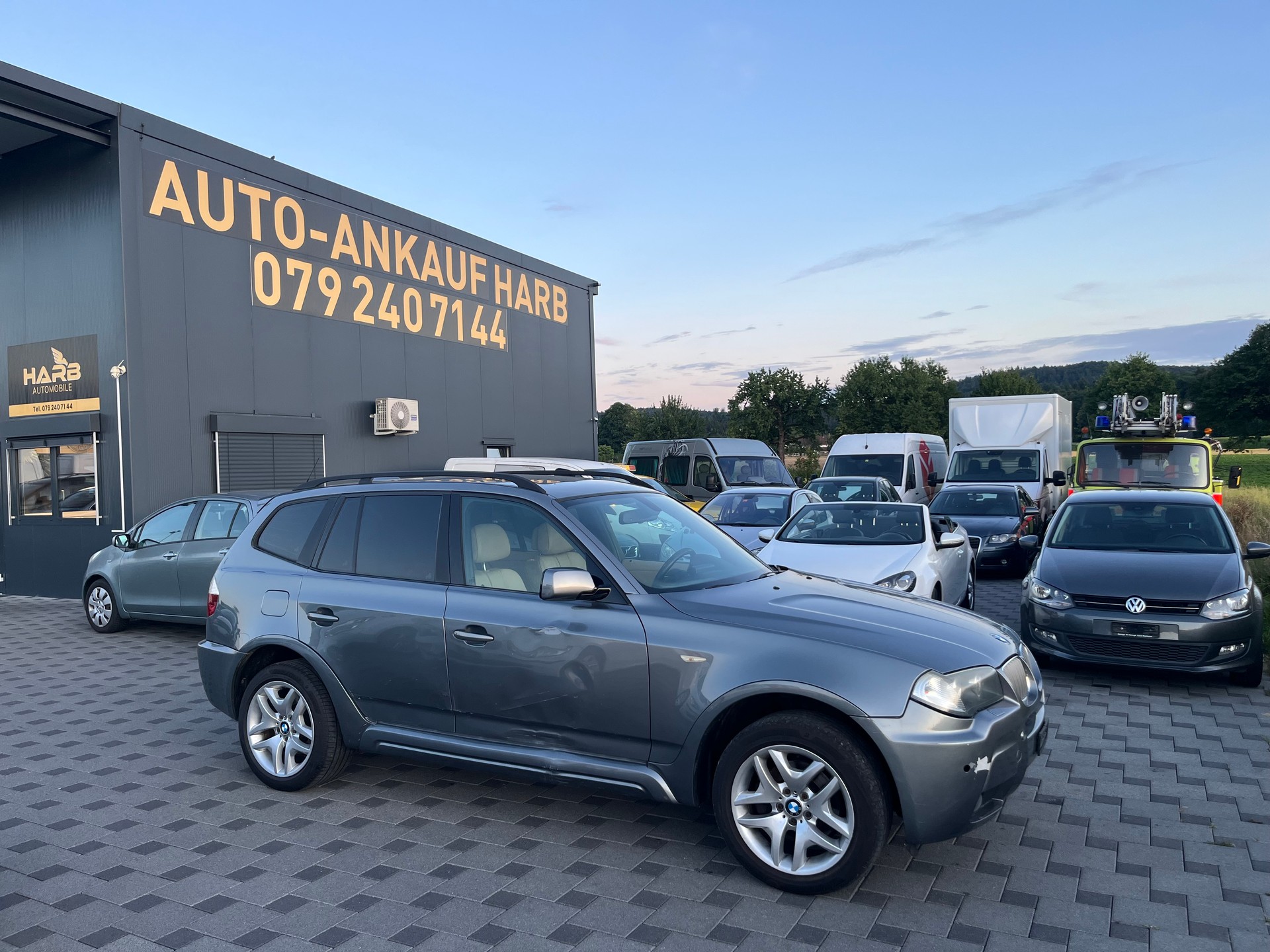 BMW X3 xDrive 30i (3.0si)-image-0
