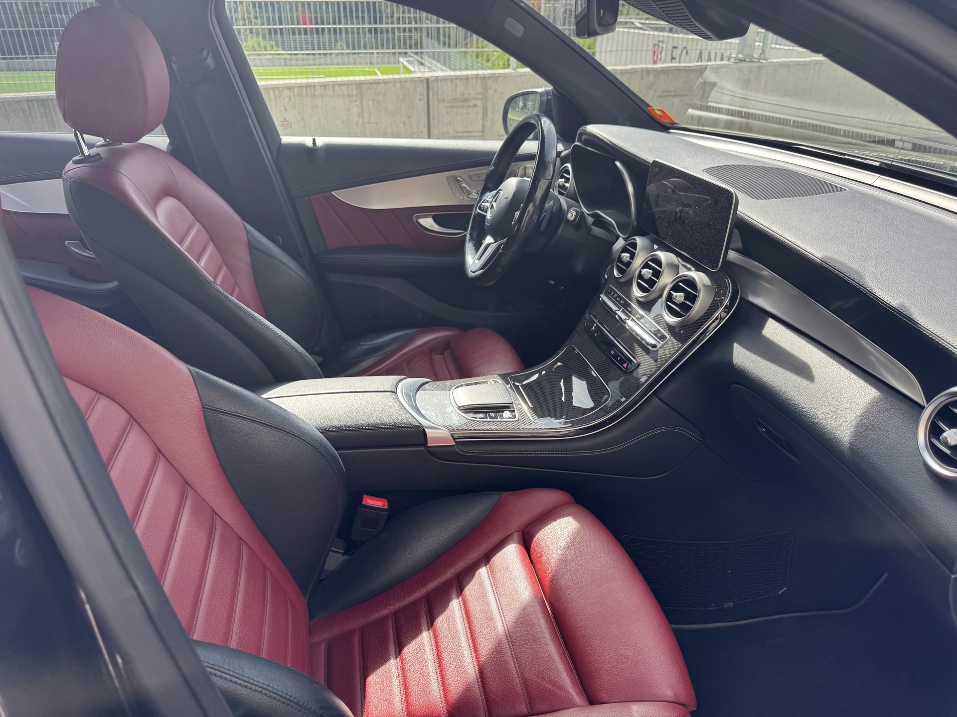 MERCEDES-BENZ GLC 43 AMG 4Matic 9G-Tronic-image-12