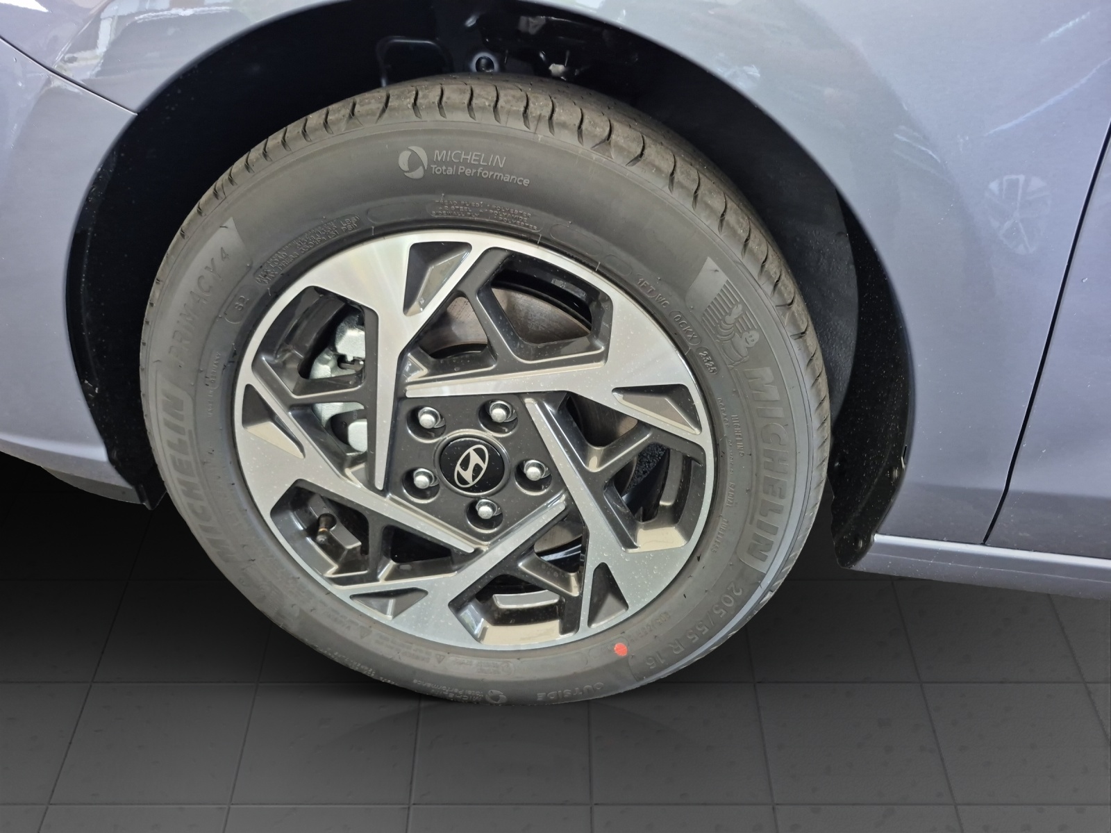 HYUNDAI i30 1.5 T-GDi Amplia-image-13