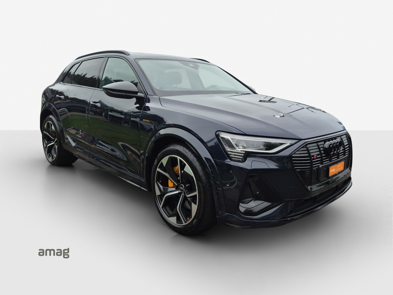 AUDI e-tron S quattro-image-6