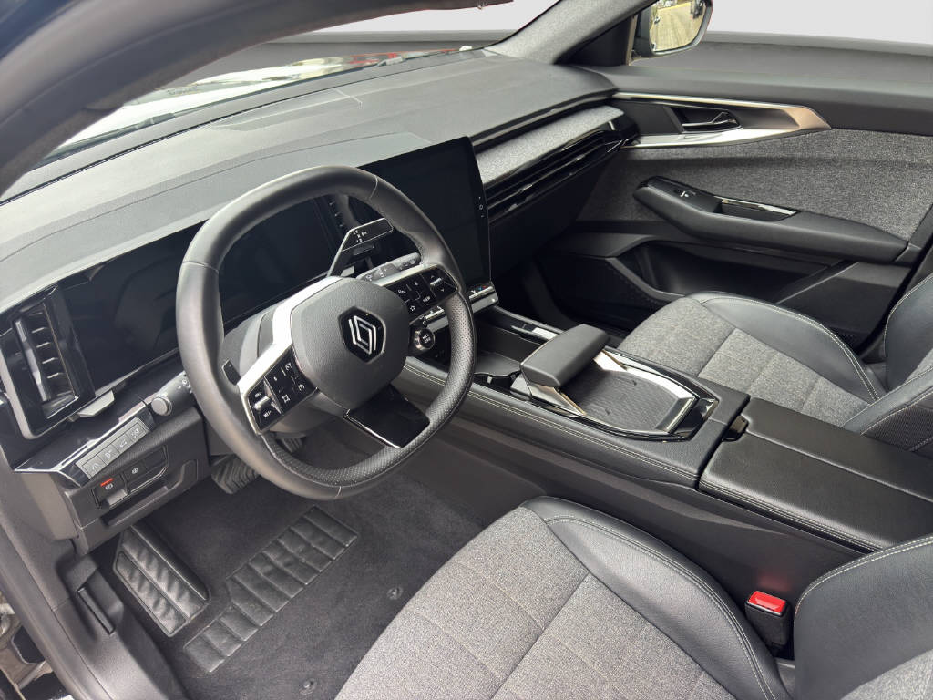 RENAULT Espace 1.2 E-Tech techno 7P-image-7