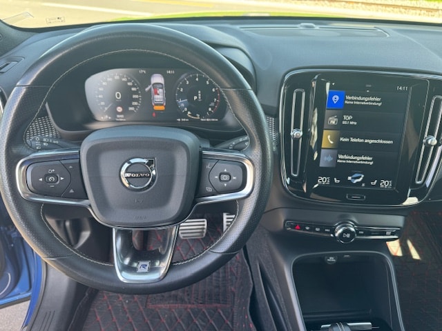 VOLVO 2.0 T4 R-Design 190 PS-image-10