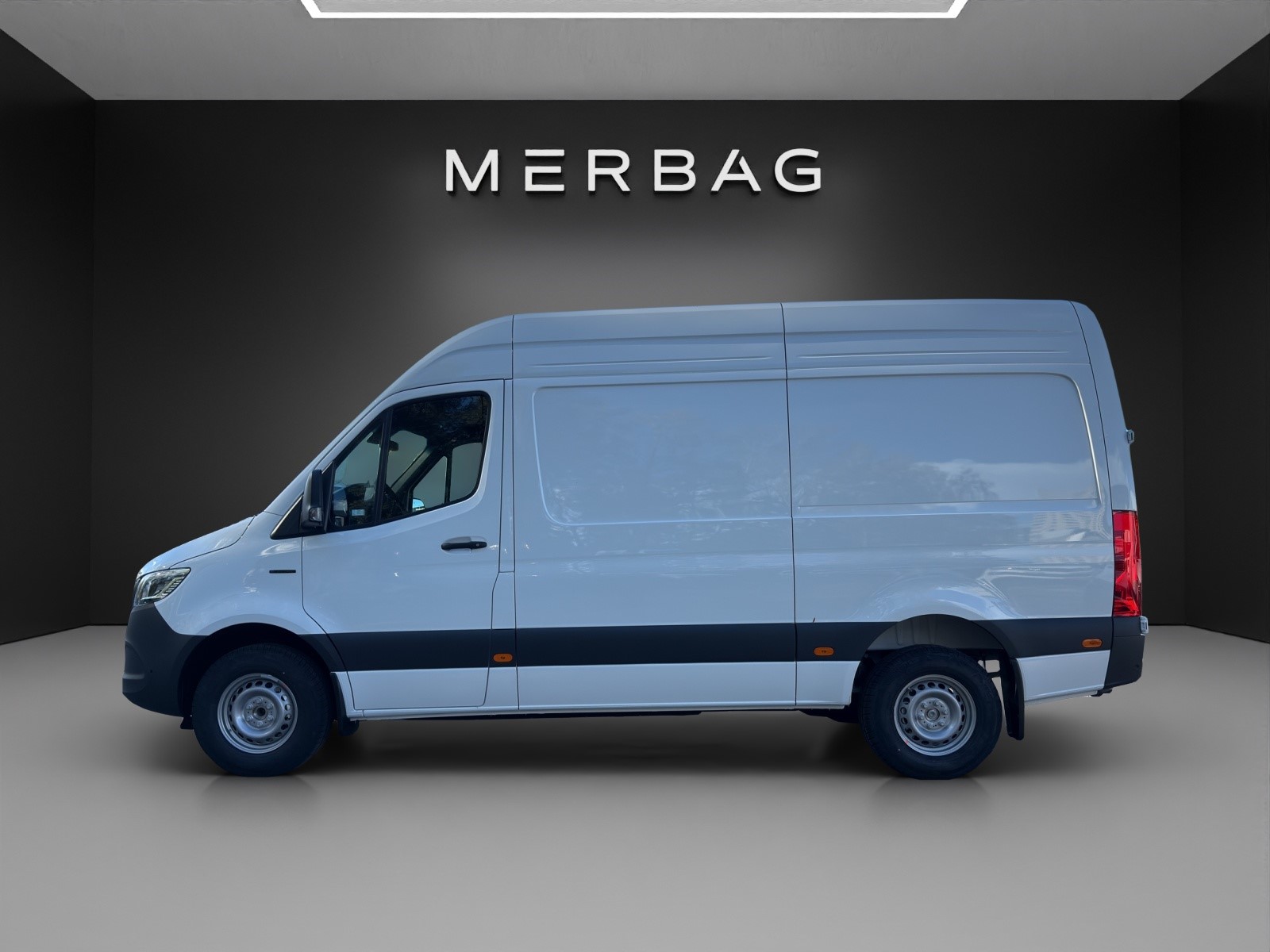 MERCEDES-BENZ eSprinter 320 81kWh Standard Hoch Pro-image-4