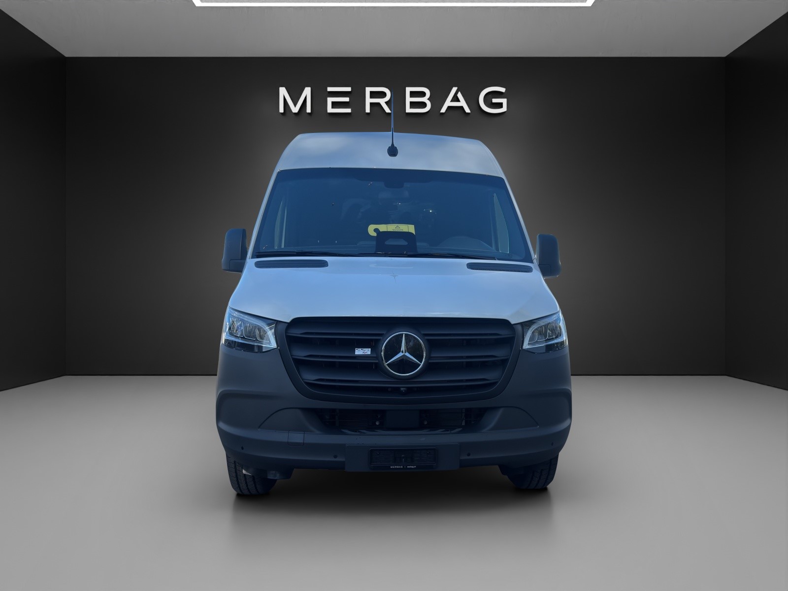 MERCEDES-BENZ eSprinter 320 81kWh Standard Hoch Pro-image-5