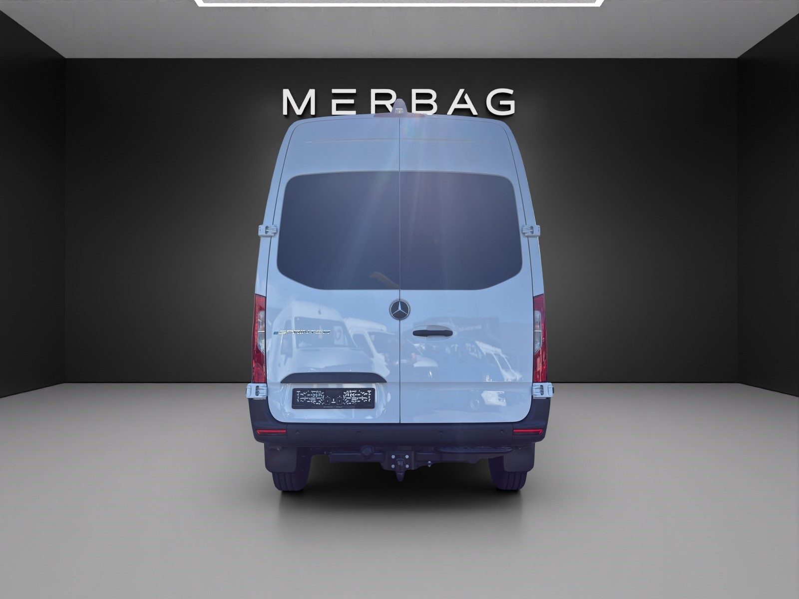 MERCEDES-BENZ eSprinter 320 81kWh Standard Hoch Pro-image-2