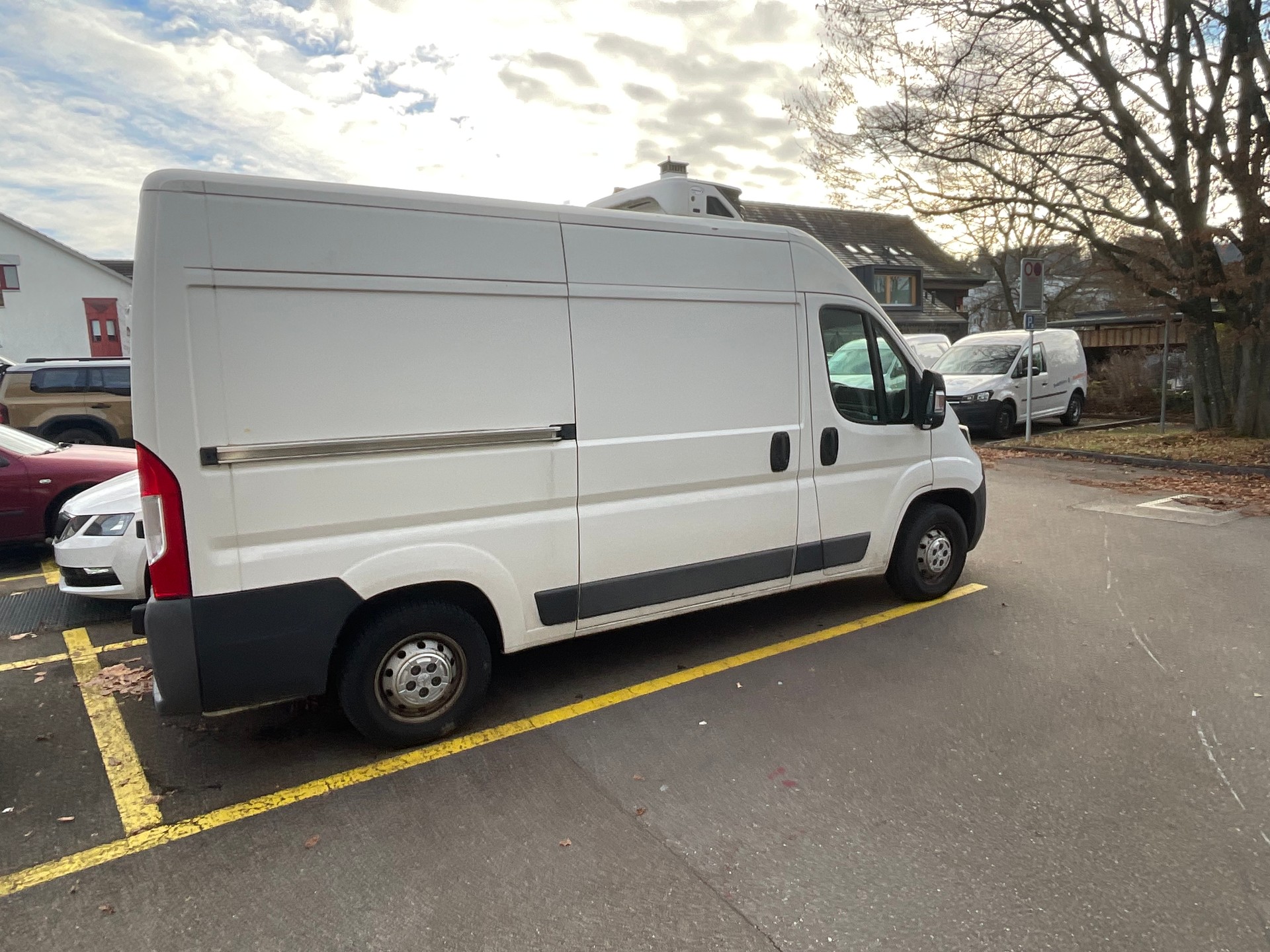 PEUGEOT Boxer 2.0 HDI 335 Active L2H2-image-3