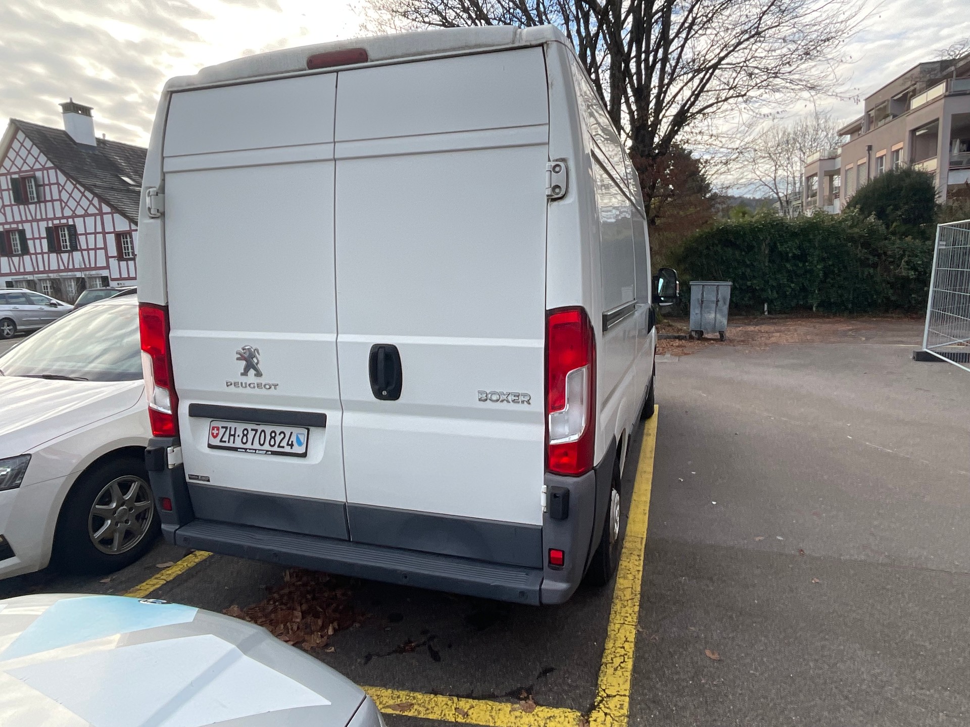 PEUGEOT Boxer 2.0 HDI 335 Active L2H2-image-4