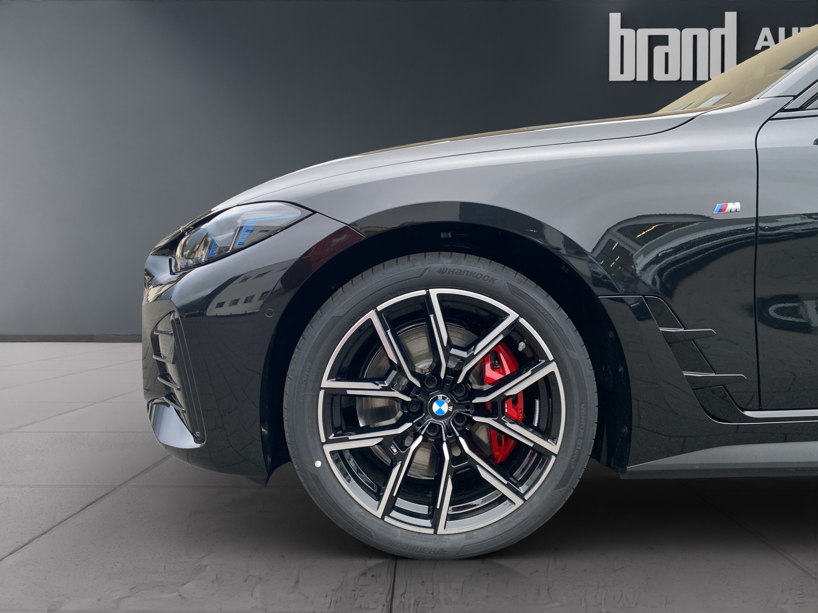 BMW i4 xDrive40-image-8