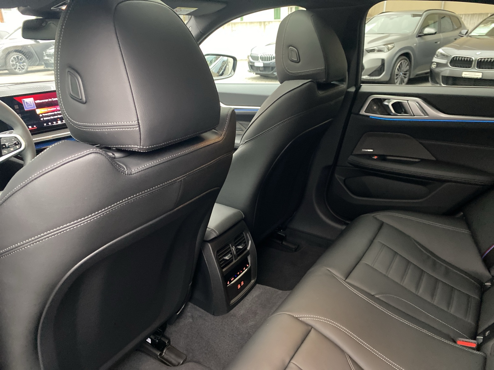 BMW i4 xDrive40-image-20