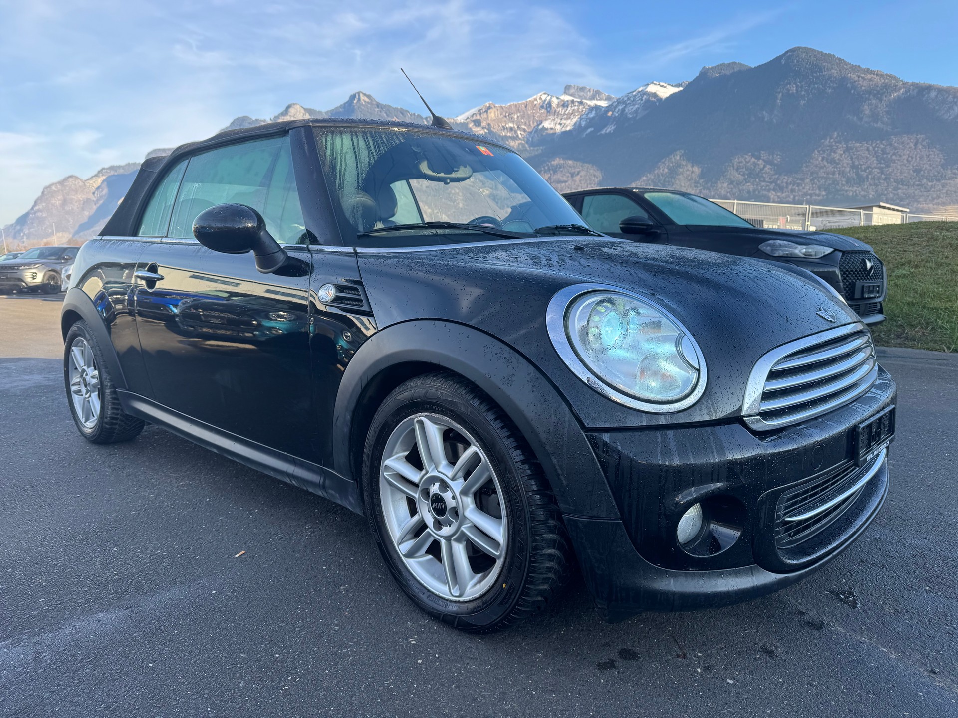 MINI Cooper Cabriolet Steptronic-image-2
