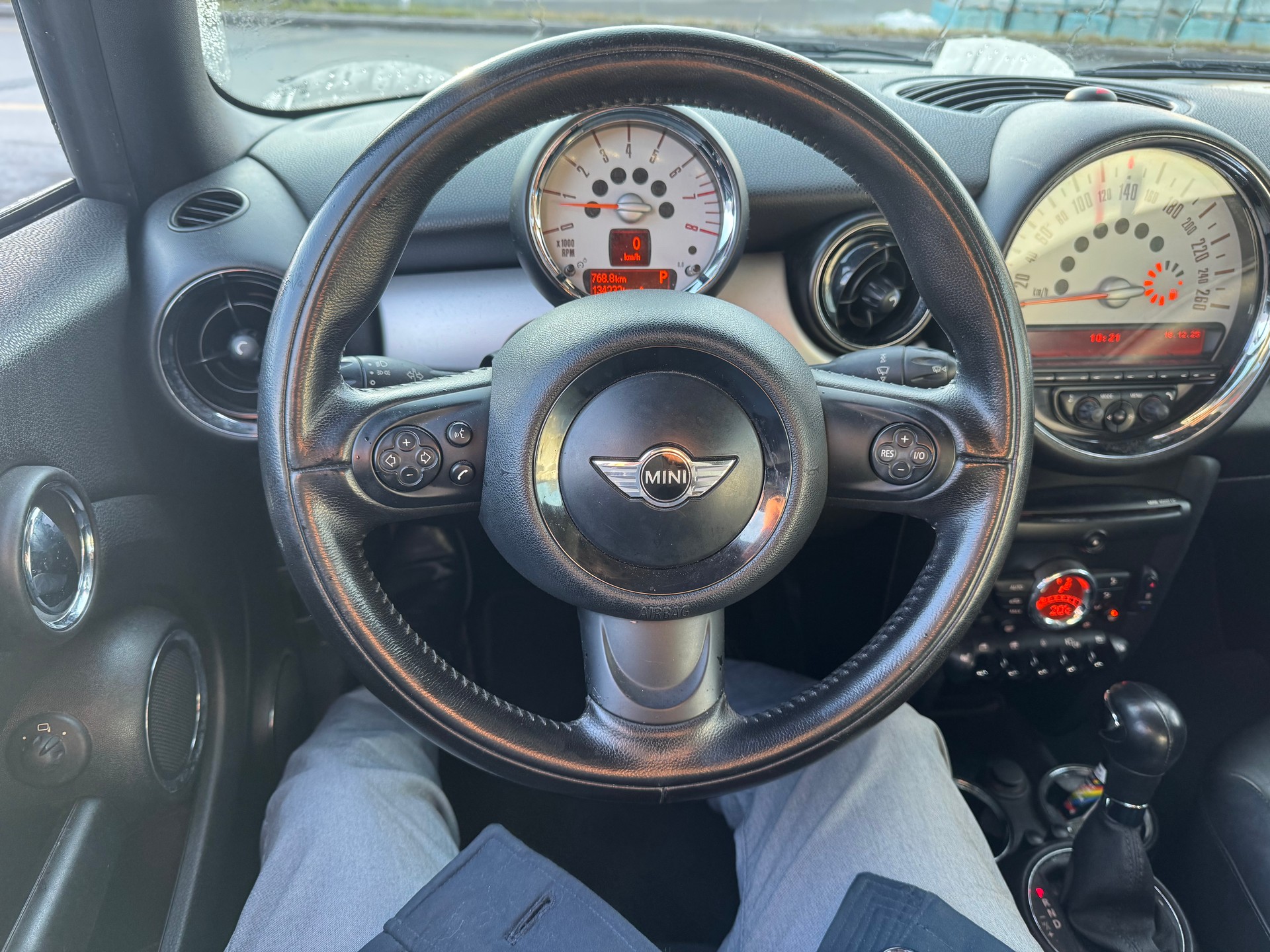 MINI Cooper Cabriolet Steptronic-image-9