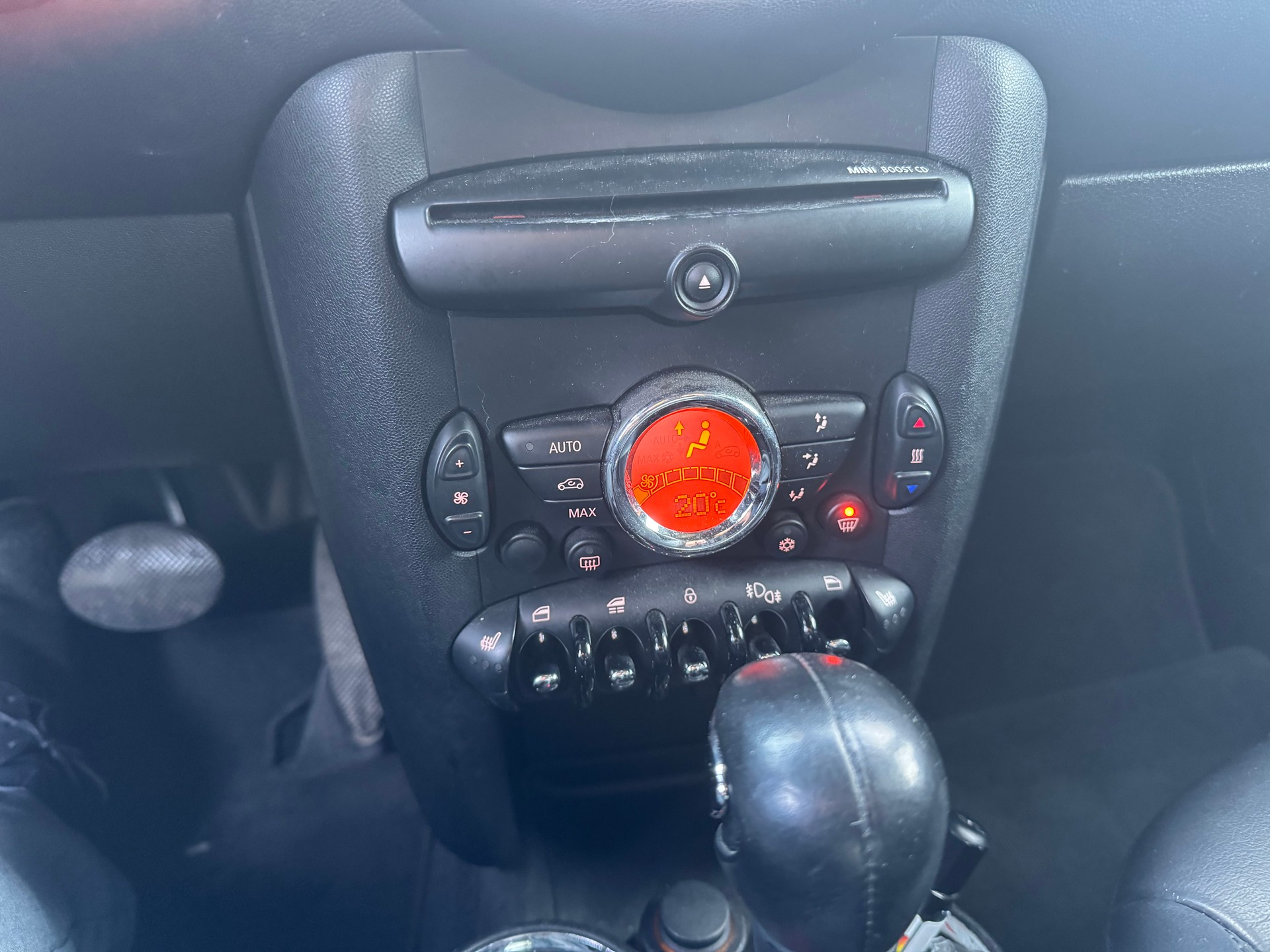 MINI Cooper Cabriolet Steptronic-image-12