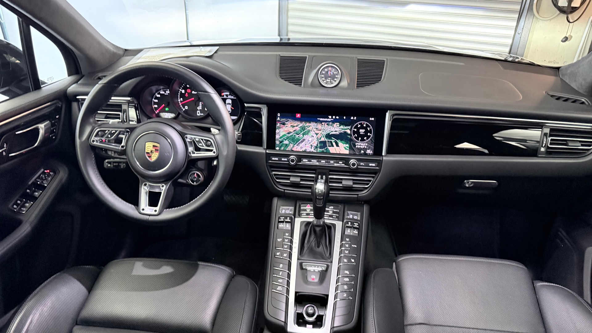 PORSCHE Macan 2.9 V6 Turbo-image-4
