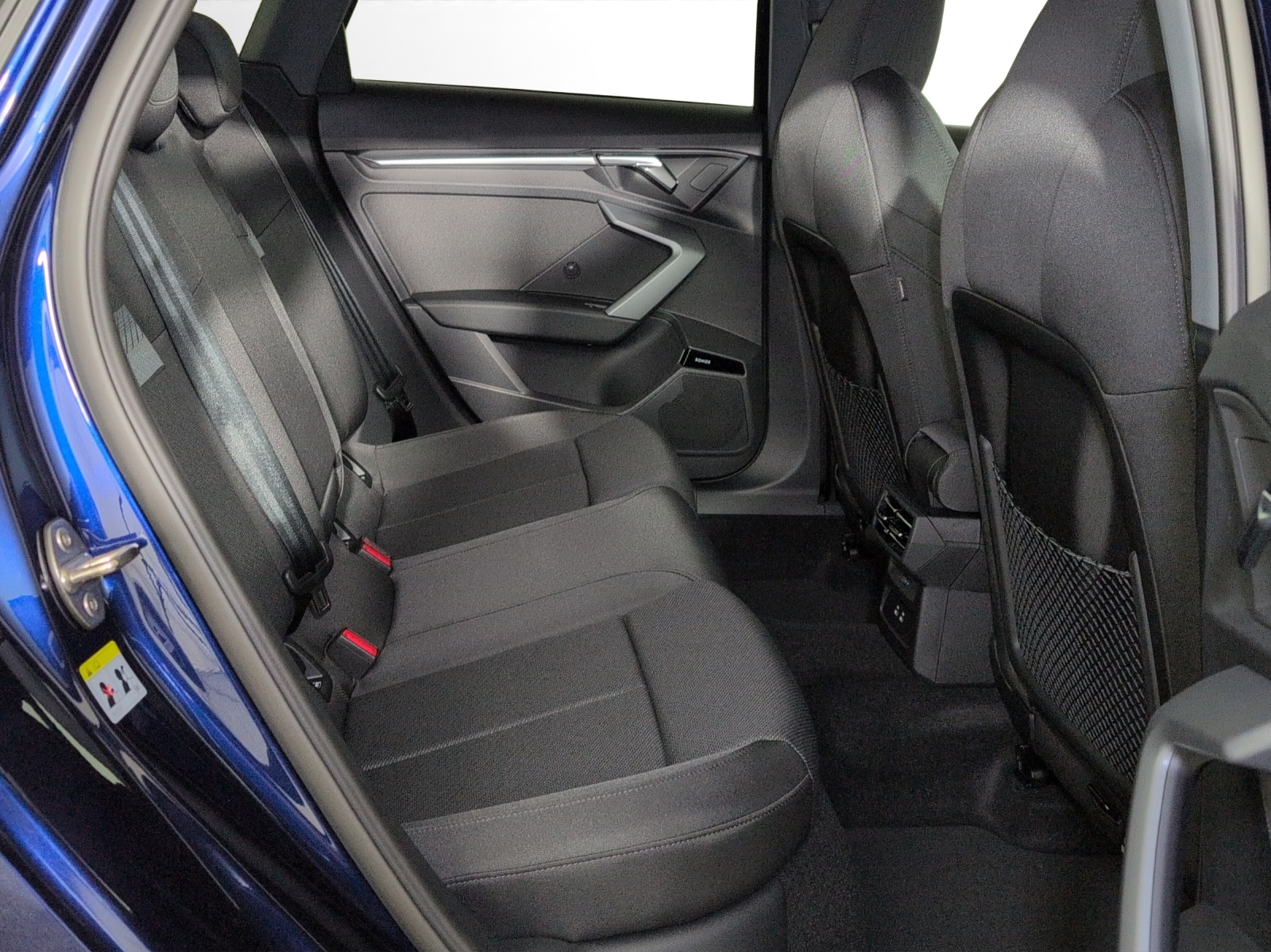AUDI A3 Sportback TFSI 110 kW Attraction S tronic-image-8